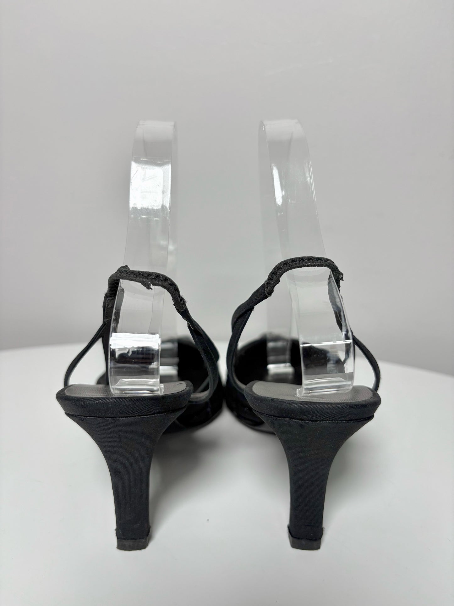 W Shoe Size 38 (7.5 - 8) Chanel Black Nylon Vintage Heels