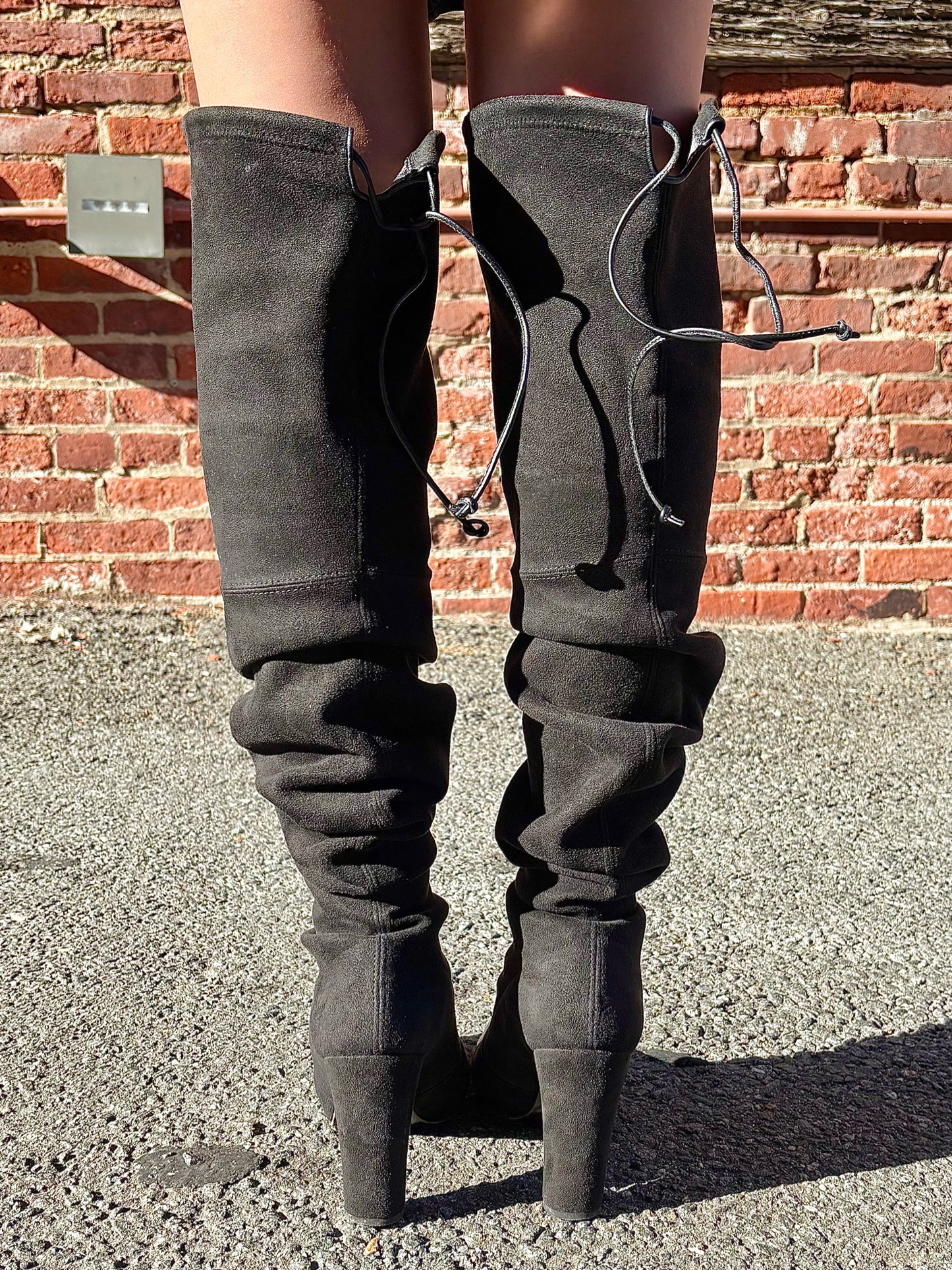 W Shoe Size 7 Stuart Weitzman Black Suede Pre-owned Boots