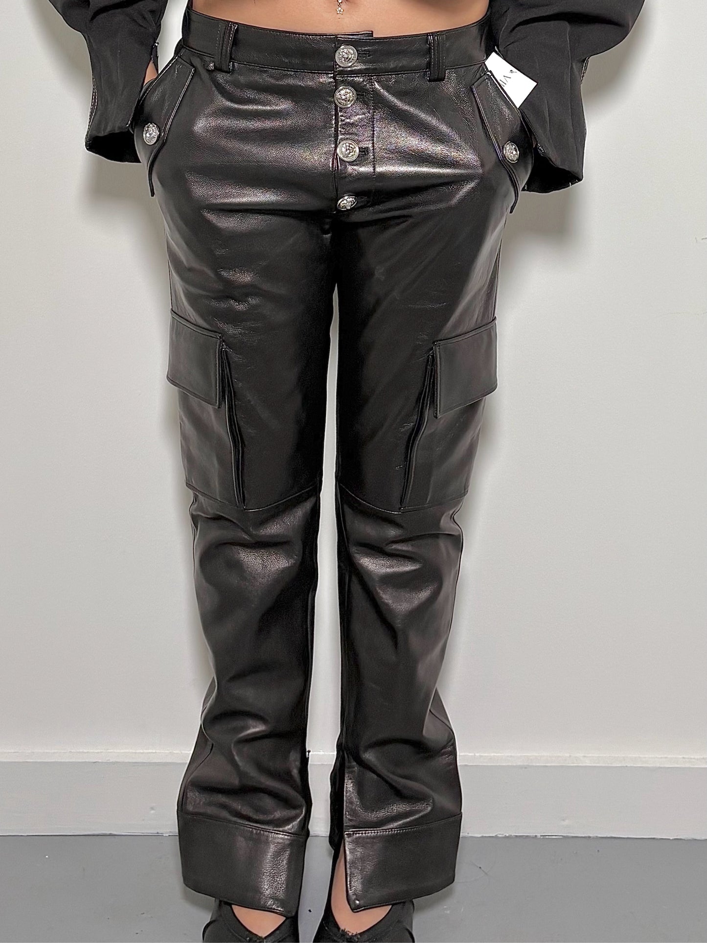 Women Size 38 (2 US) Versus Versace Black Solid Pants