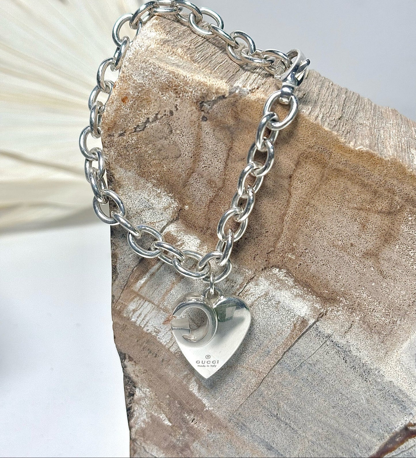 Gucci G- Heart Pre-owned Bracelet