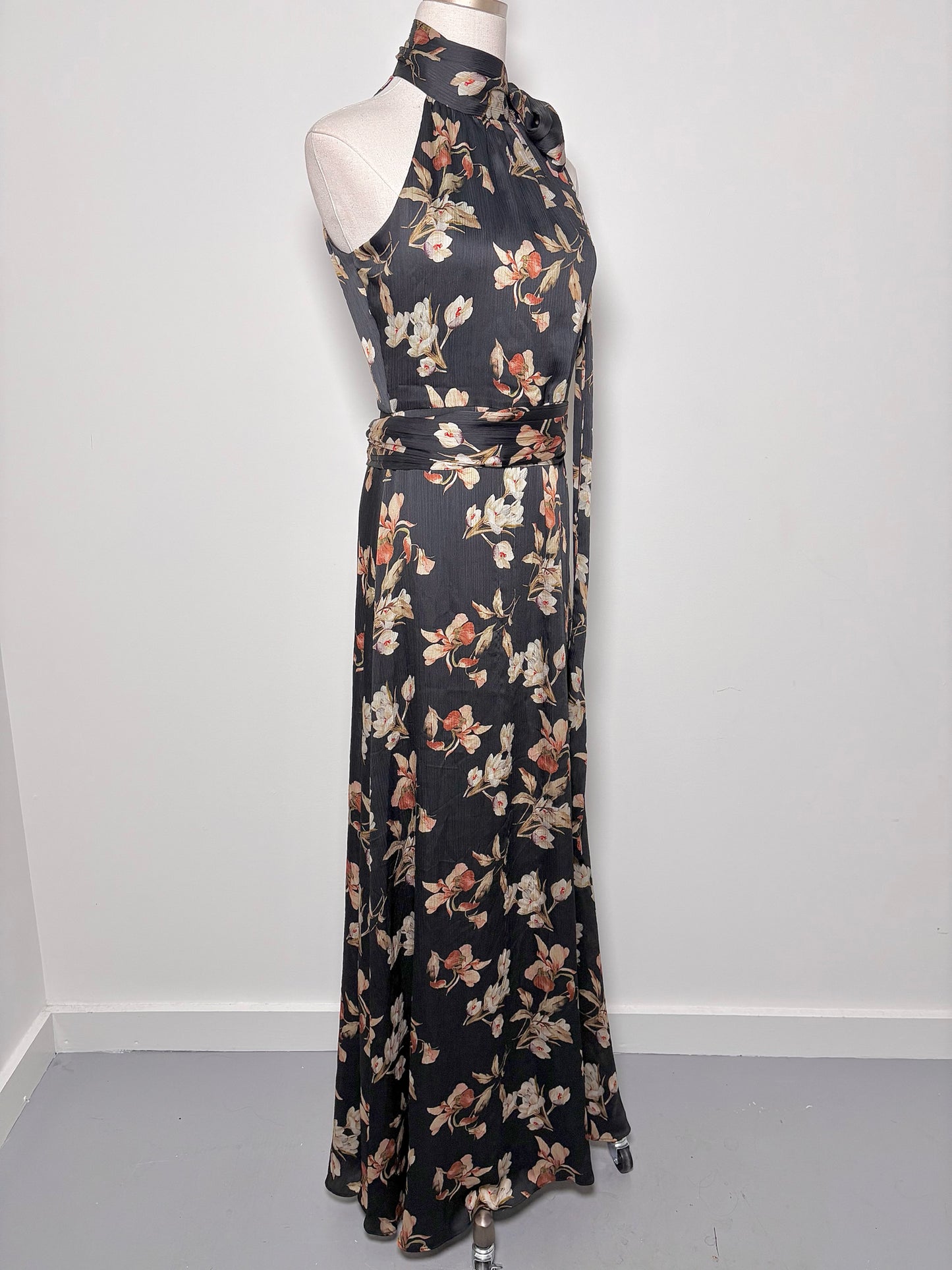 Women Size 4 Sachin + Babi Black Floral Pre-owned Dress