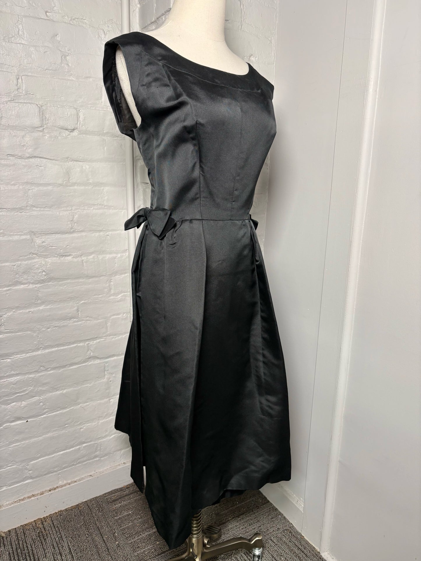 Women Size M (Estimate) Elizabeth Arden Black Vintage Dress