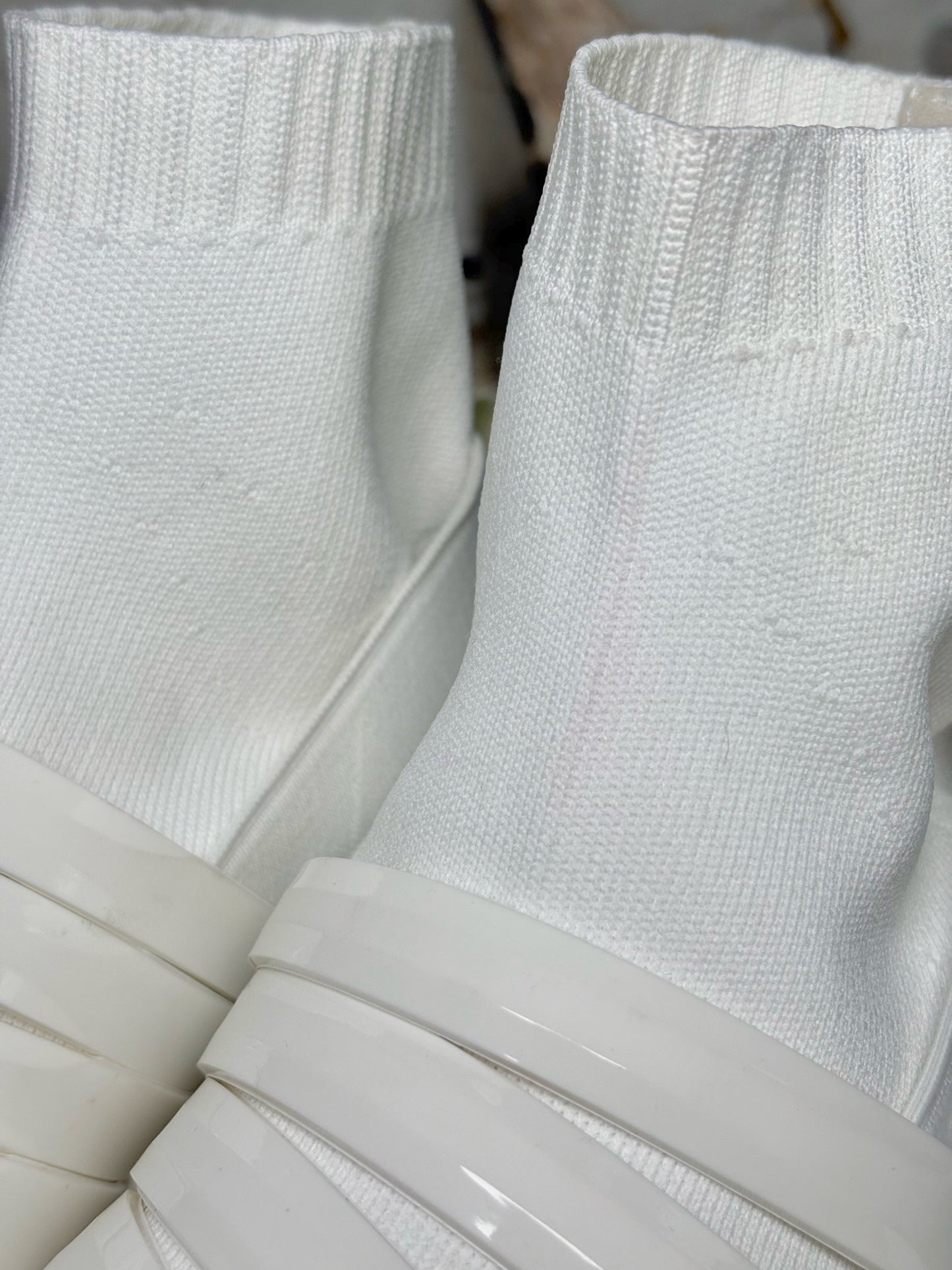 W Shoe Size 7.5 Tory Burch White Nylon NWT Performance Tennis shoes