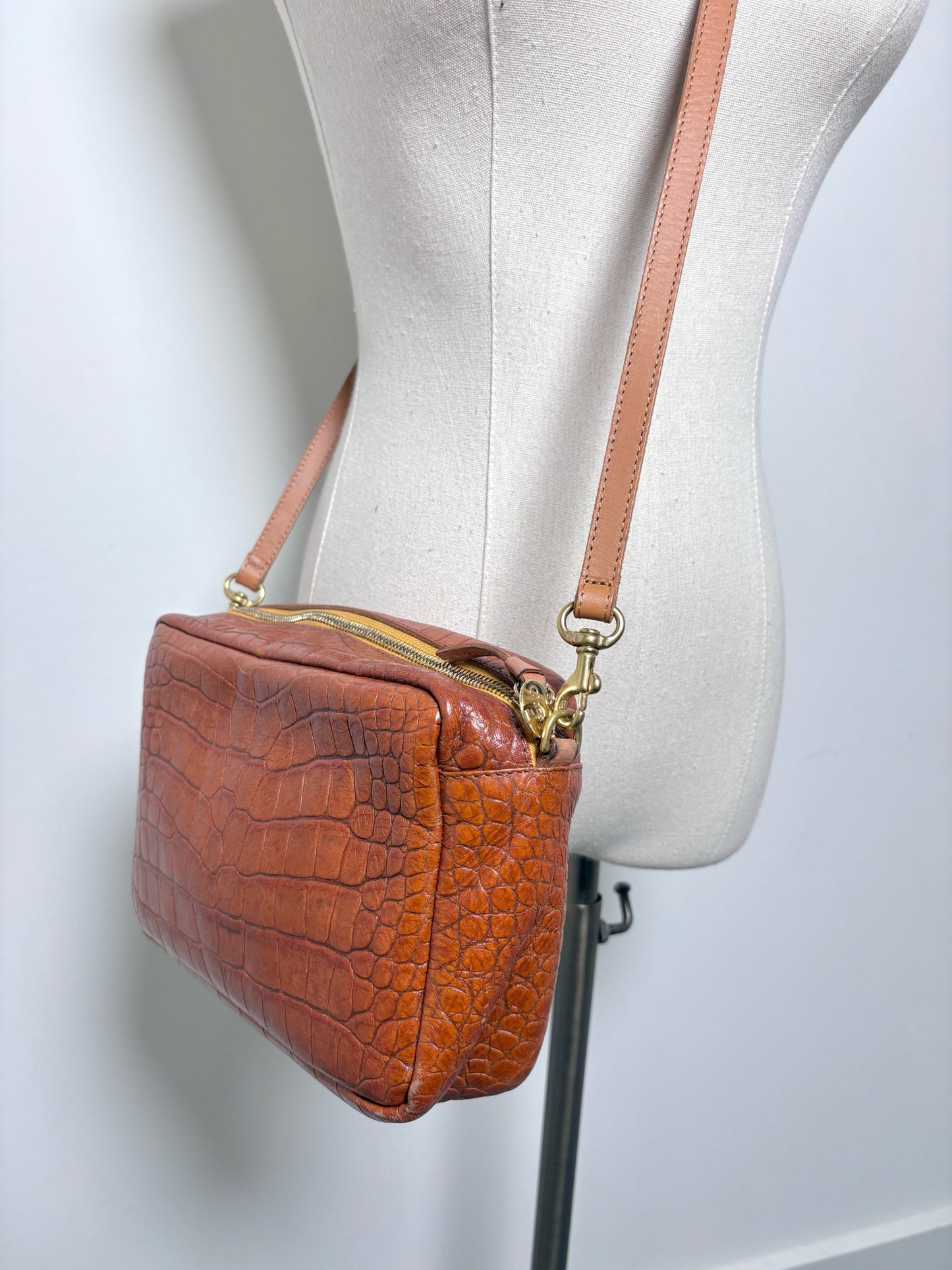 Leather Clare V. Croc Embossed Leather Pre-owned Cognac Small Purse