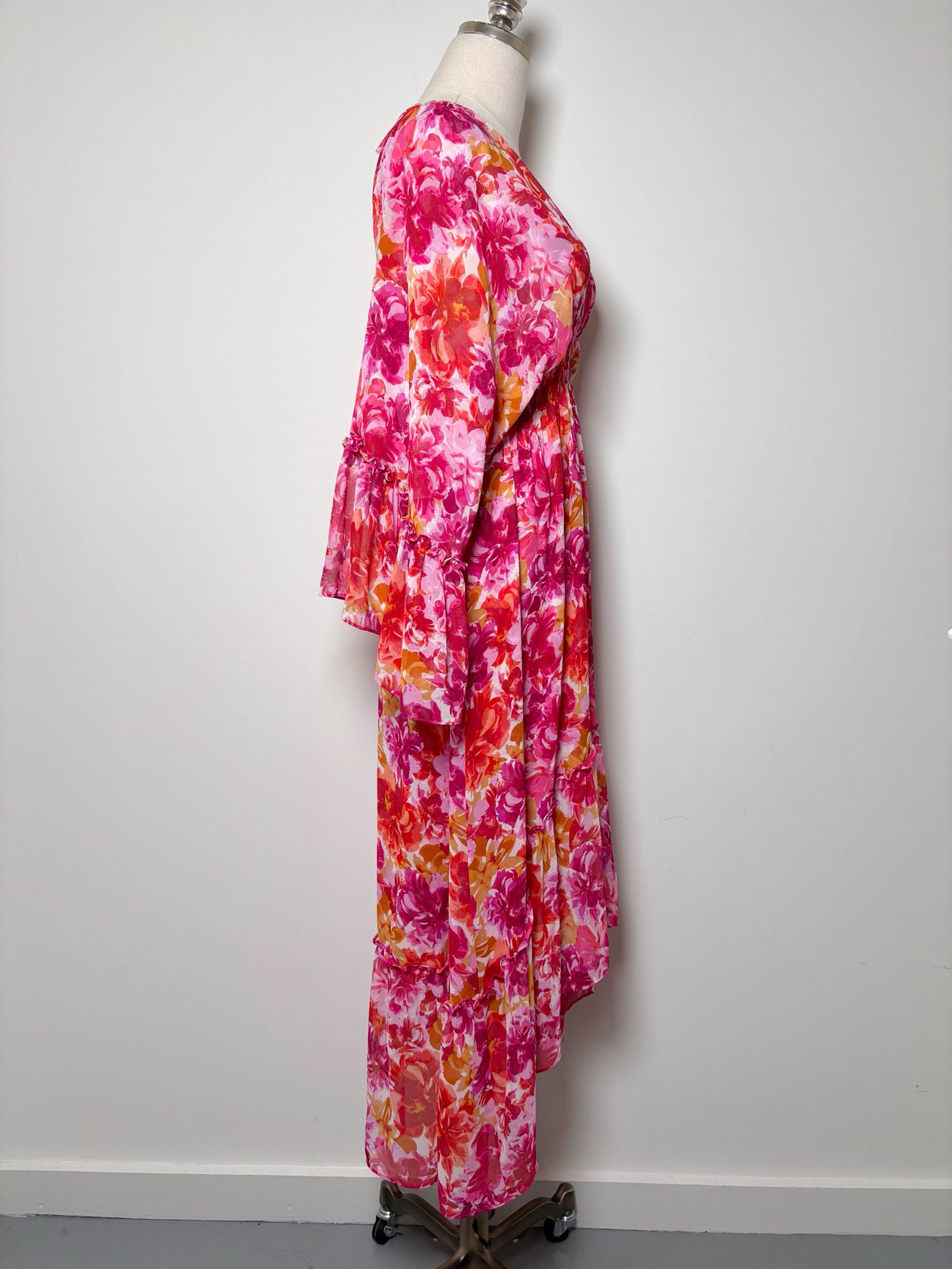 Women Size XS Misa Los Angeles Red, orange, pink Floral Polyester Dress