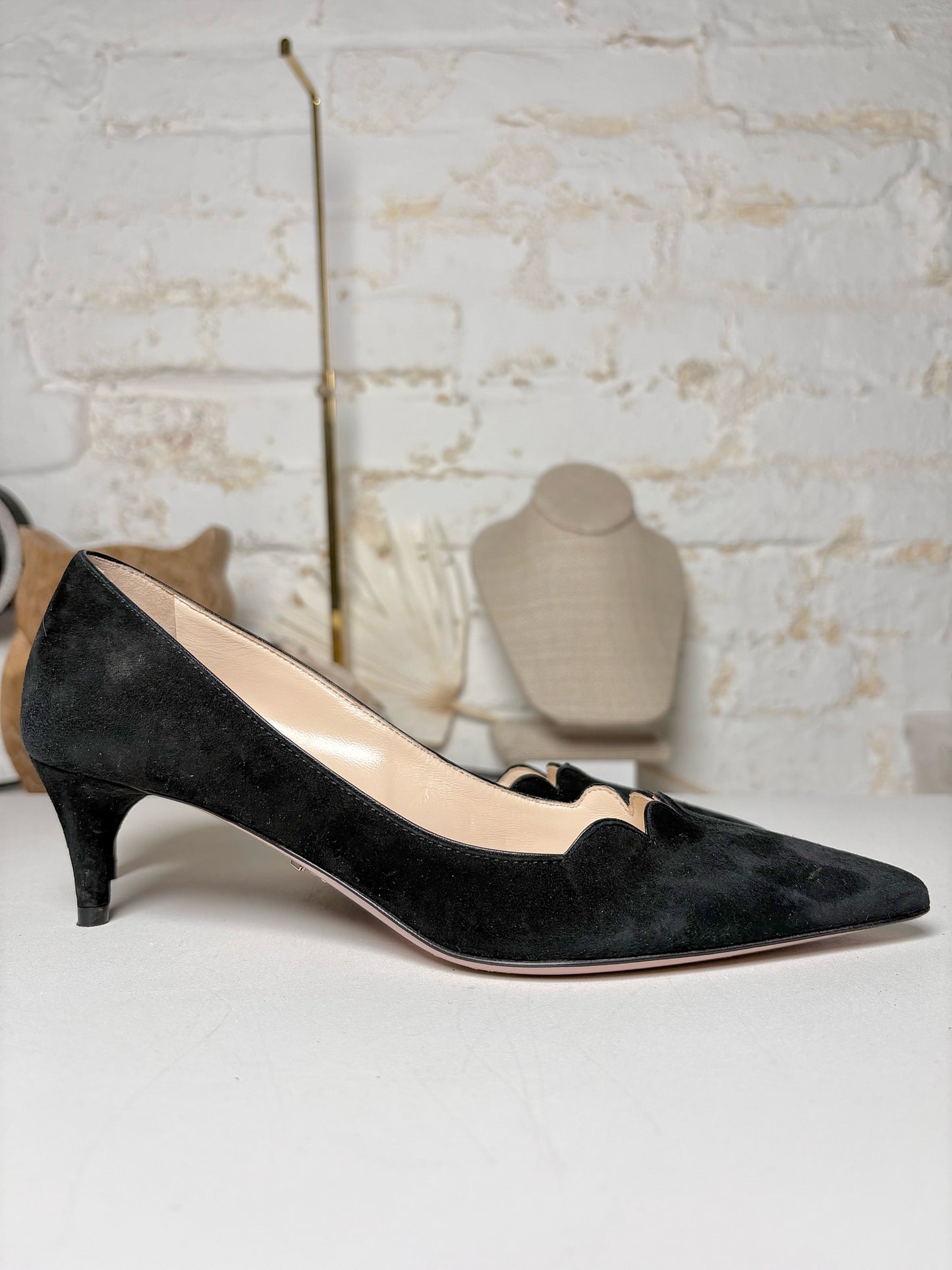 W Shoe Size 35 Prada Black Suede Heels
