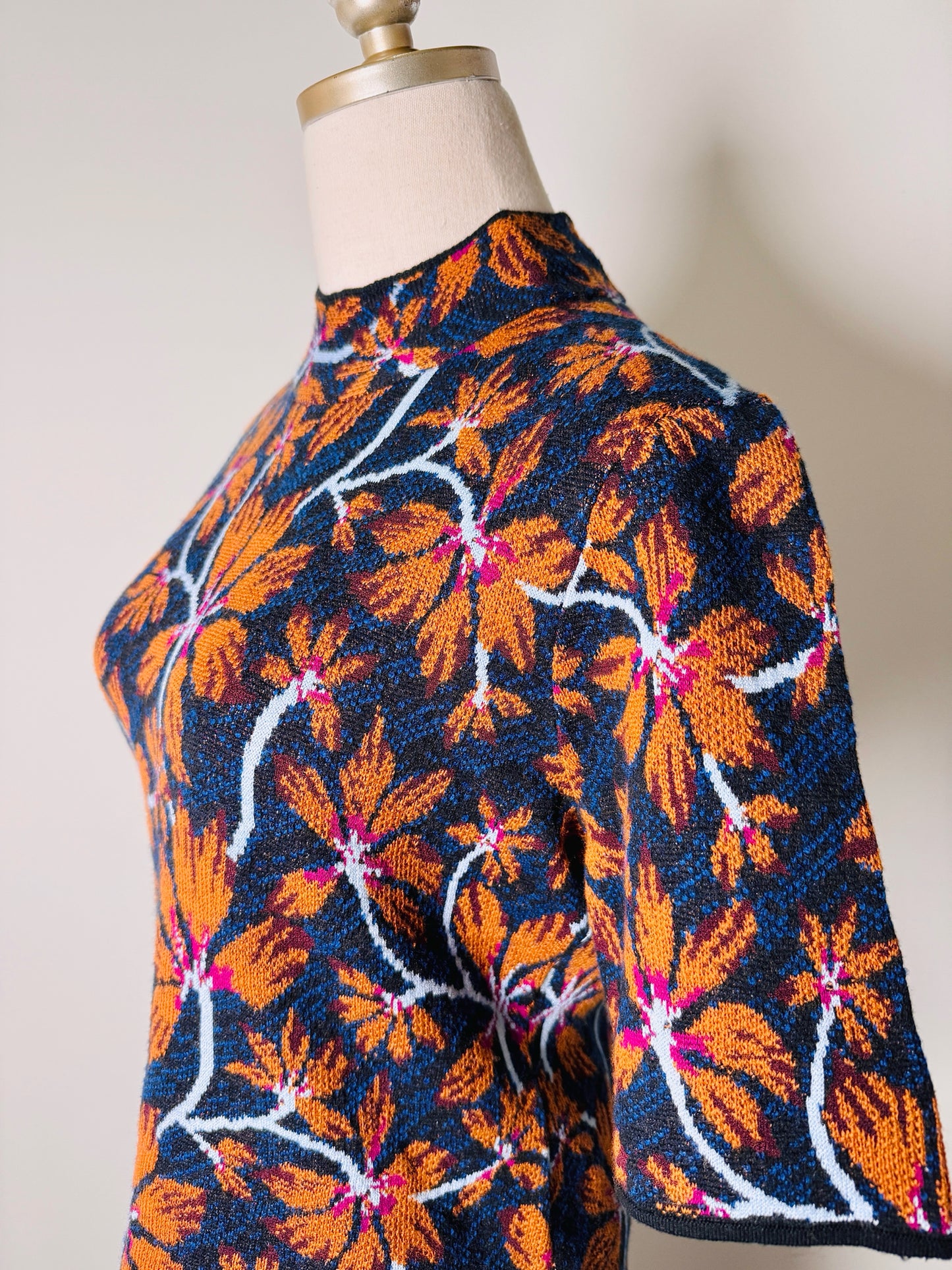 Women Size L Ulla Johnson Navy, Blue, Orange Floral SS Sweater