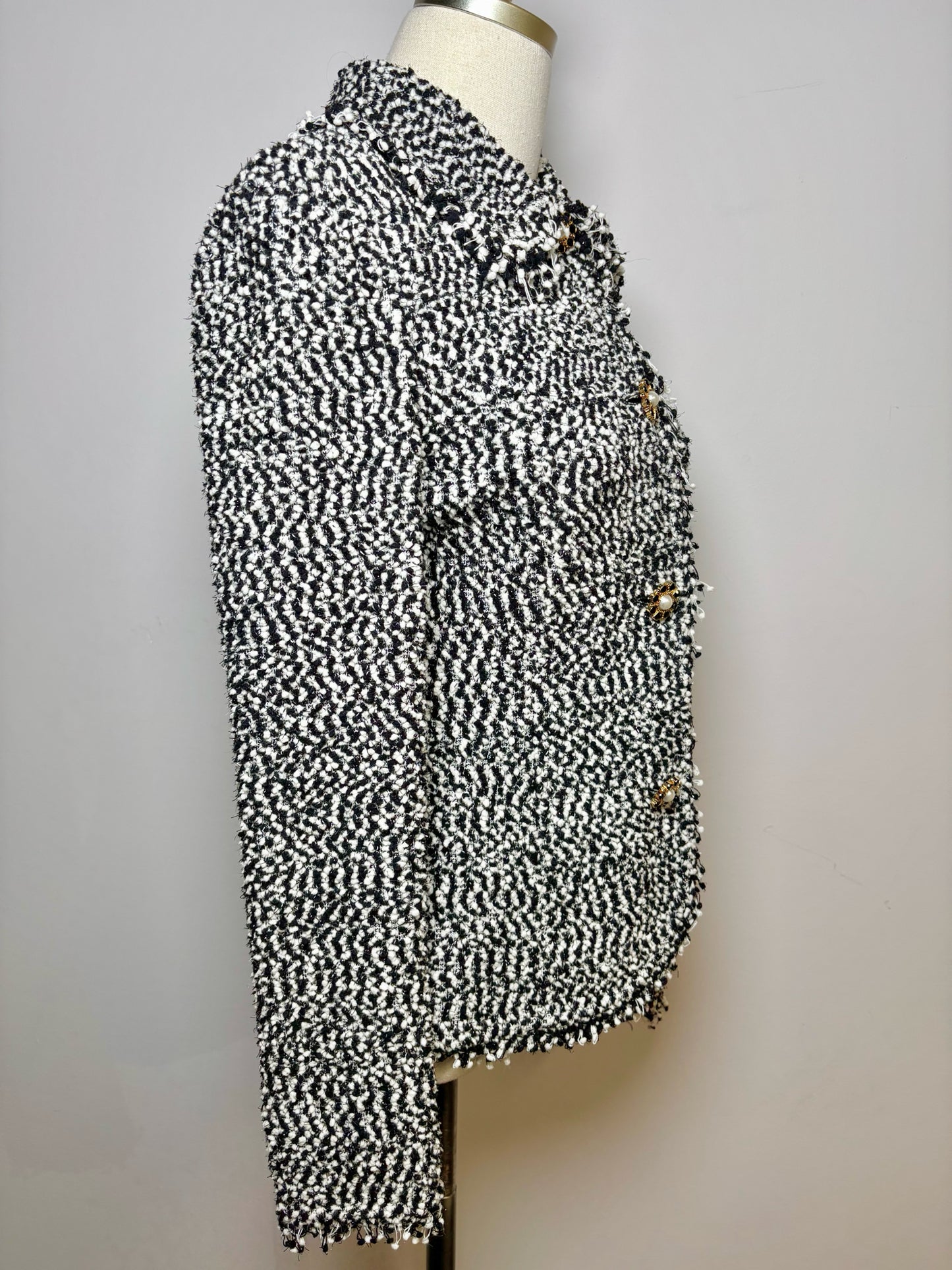 Women Size M St. John Multi-Color Boucle Wool Jacket