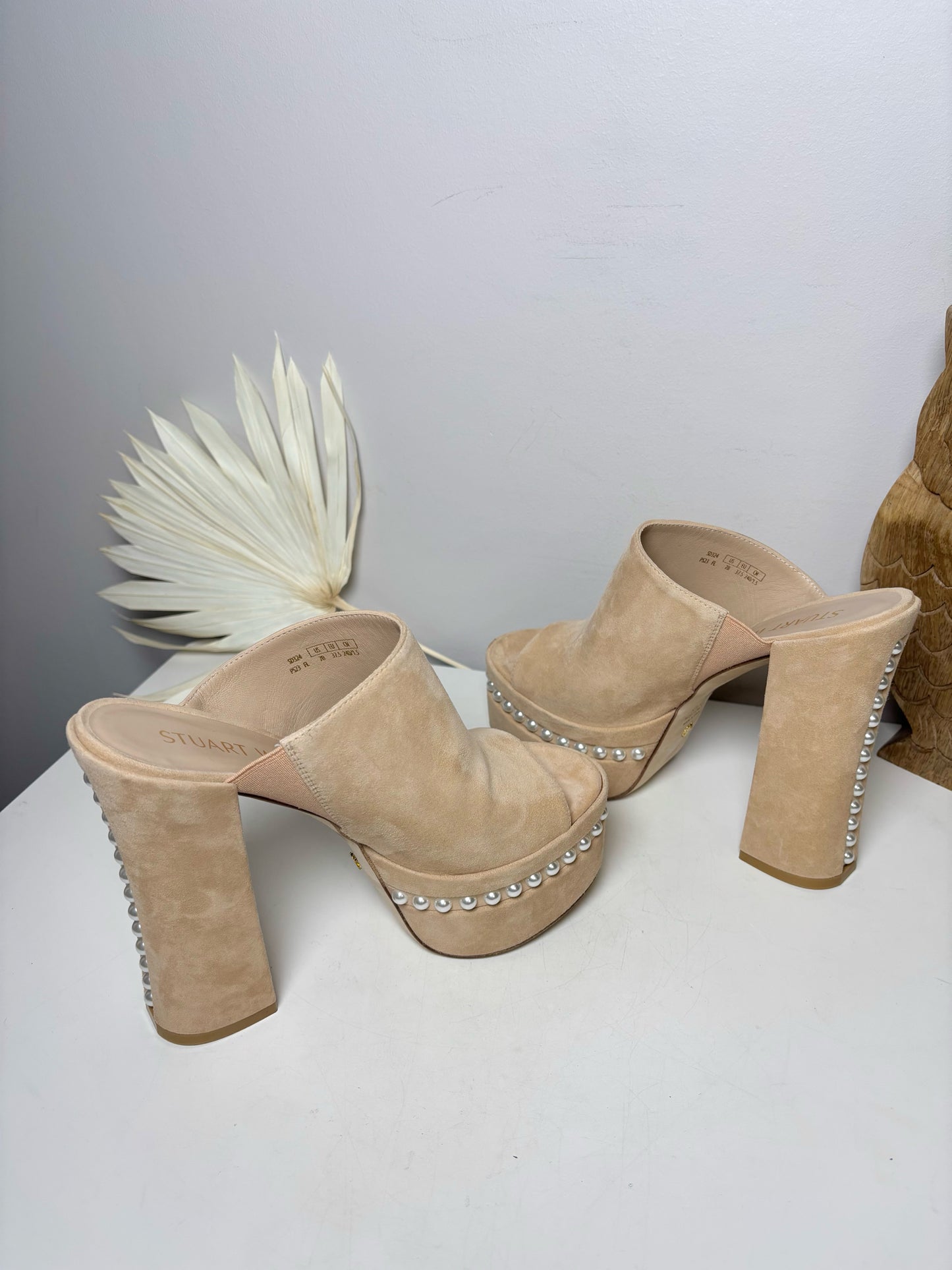 W Shoe Size 7 Stuart Weitzman Tan Leather Suede Pearl Platform Slides