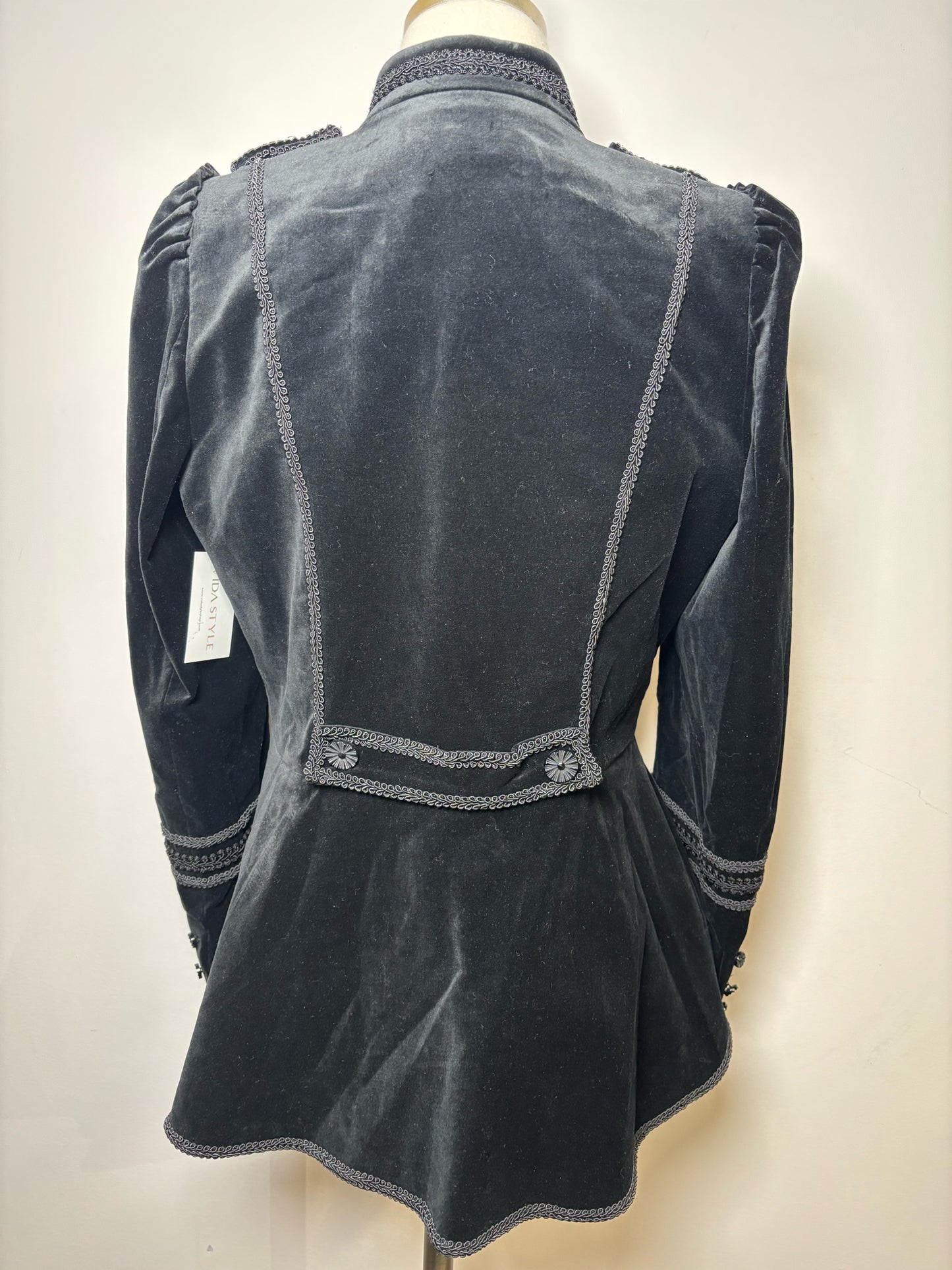 Women Size L Anne Fontaine Black Solid Velvet NWT Military/Symphonie Jacket