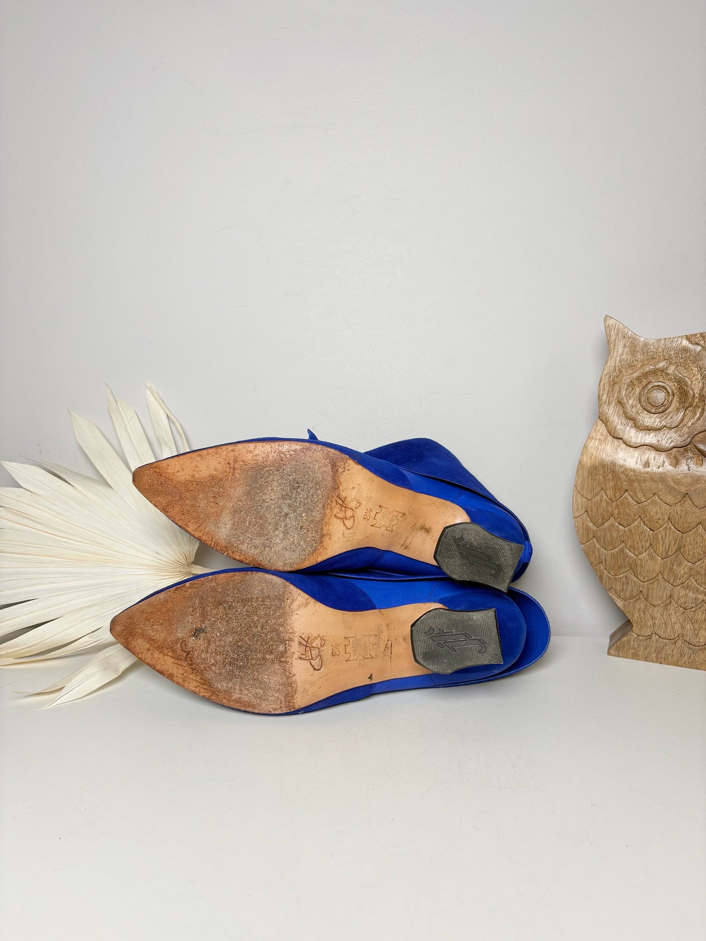 W Shoe Size 8.5 John Fluevog Blue Ruffle Buckle Leather Suede Boots