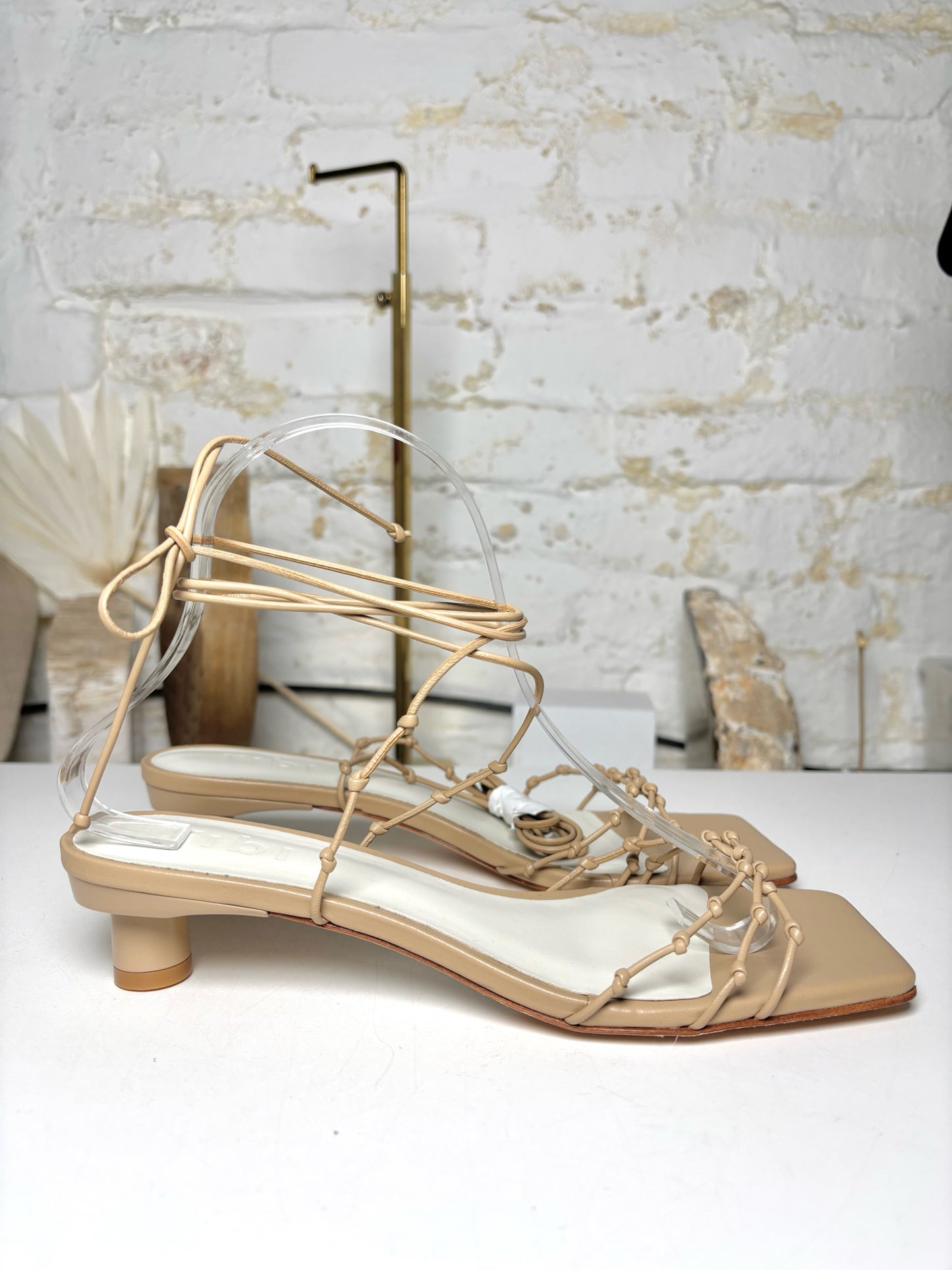 W Shoe Size 38 Tibi Khaki Leather Cowhide NWOT Sandals