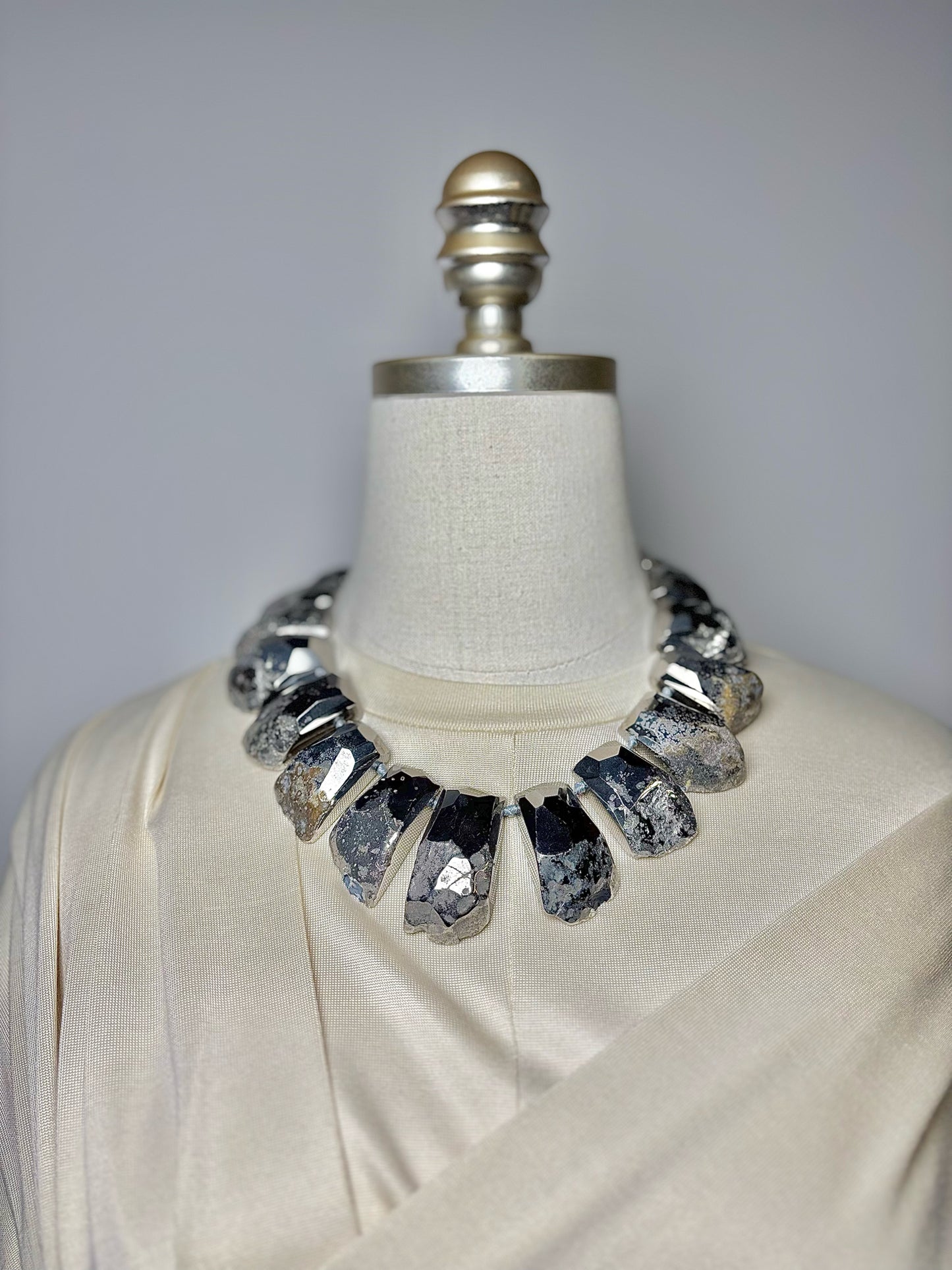 No Label Rocks Necklace