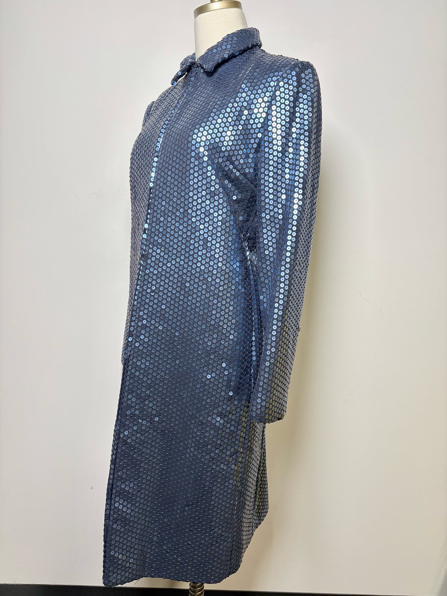 Women Size 42 ( 6 US) L'Altramoda Blue Sequins Suit