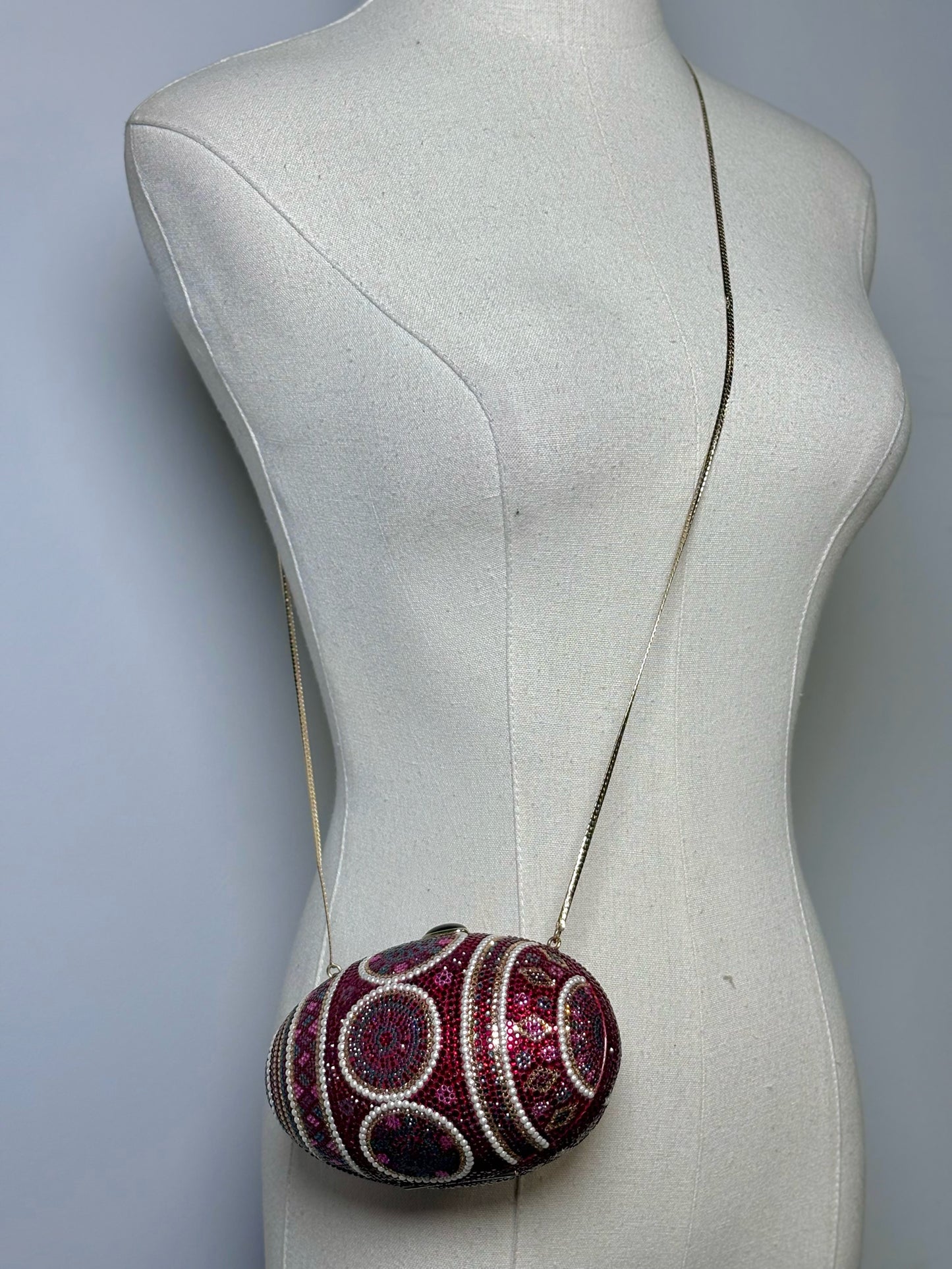 Judith Leiber Swarovski Crystals Egg Vintage Pre-owned Burgundy Mini Purse