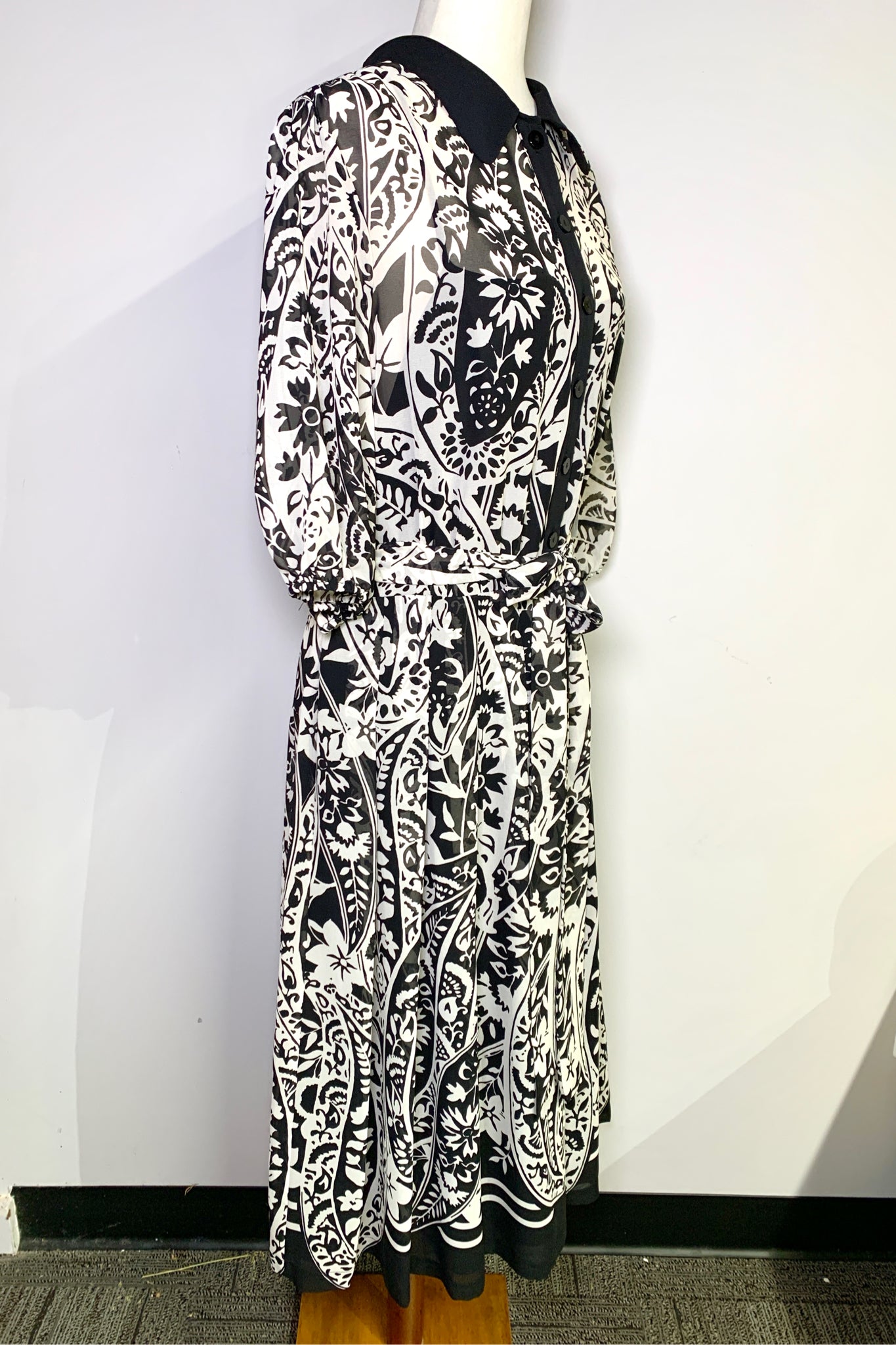 Women Size 20 Rickie Freeman for Teri Jon Black & White Floral Midi Dress