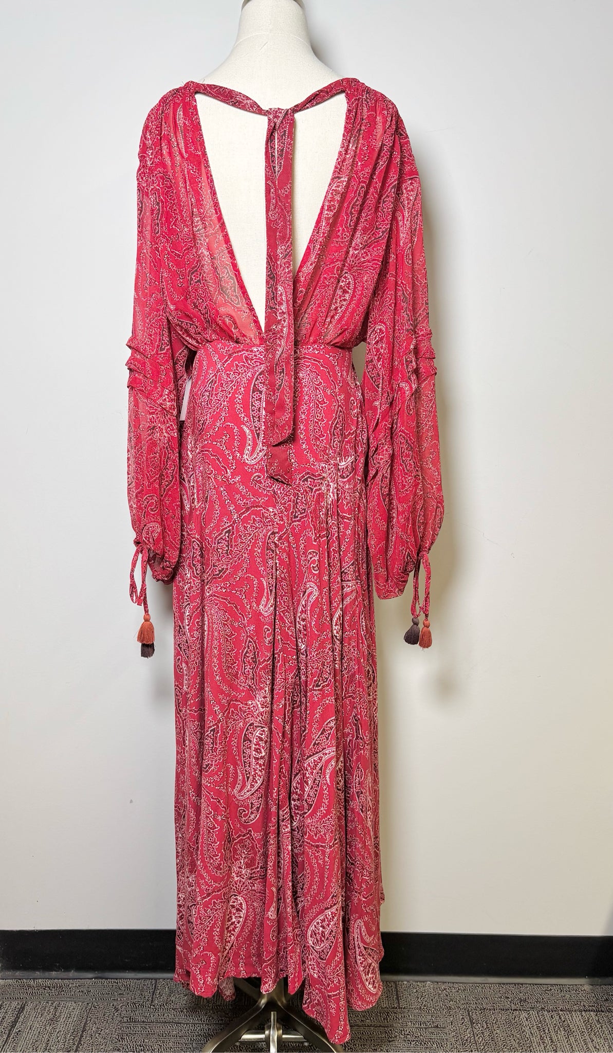 Women Size 4 Free People Red, Black, White Paisley Maxi Mirage Dress
