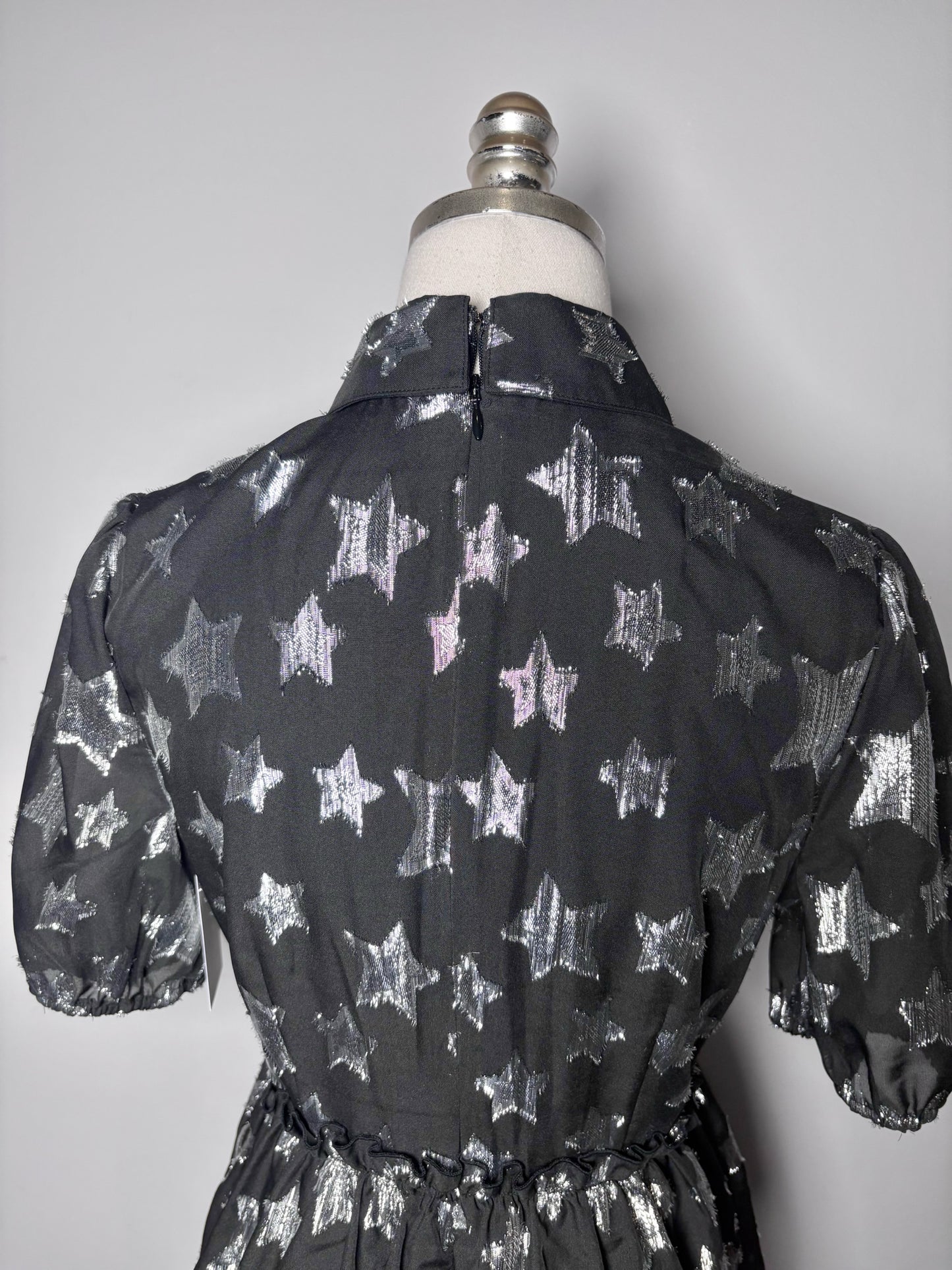Women Size 4 Halogen Black Silver Stars, Ribbons Pre-owned Dress