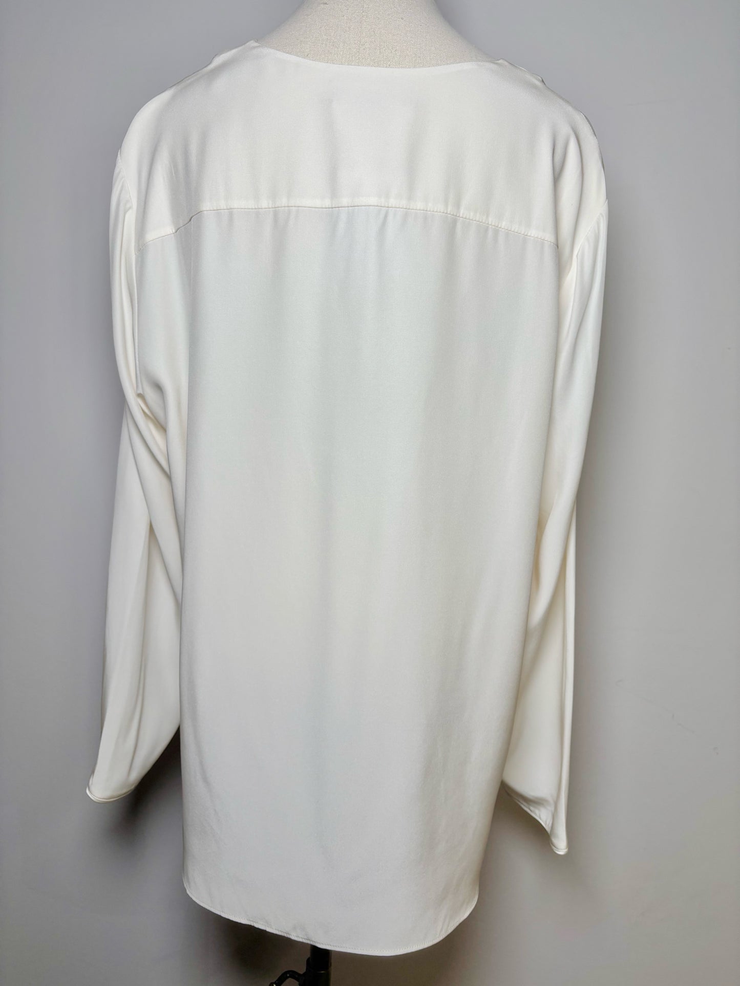 Women Size XL Lafayette 148 Cream Solid Blouse