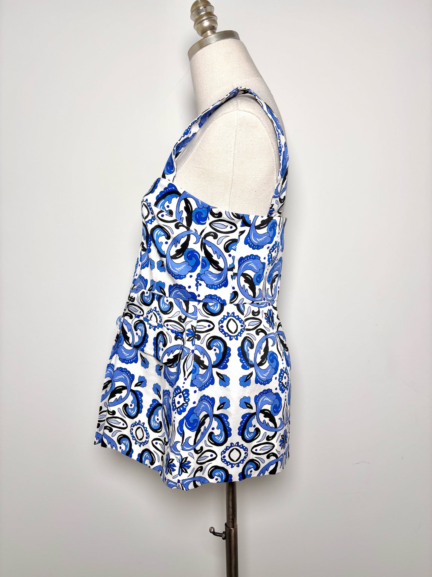 Women Size S Tuckernuck Blue, White Floral Cotton 2 Piece Set