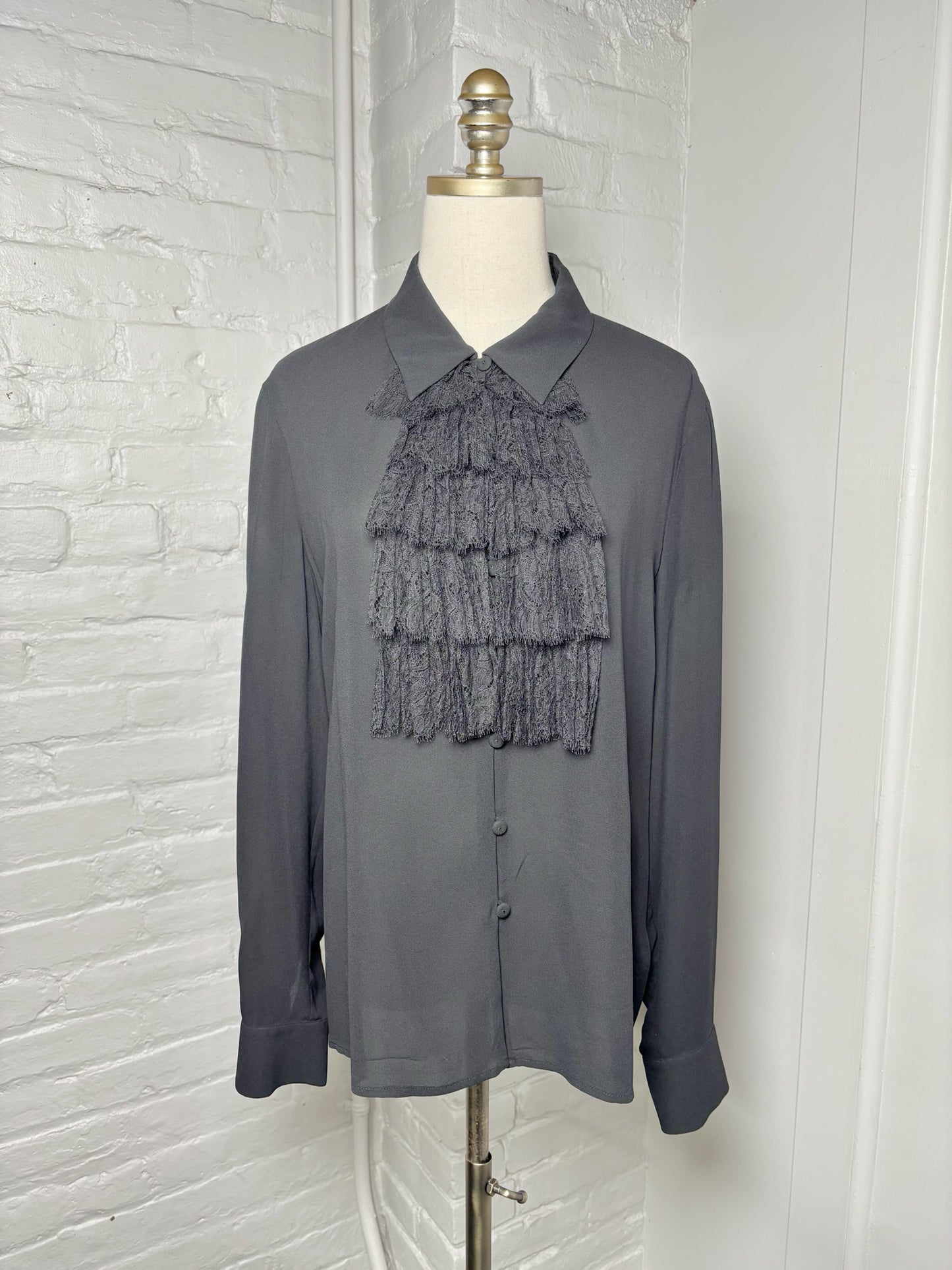 Women Size 40 (0, US) Escada Black Solid Silk Lace Bib Front Blouse