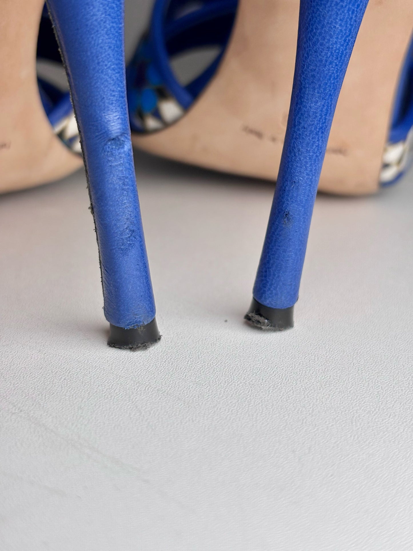W Shoe Size 38 (8 US) Manolo Blahnik Talitha Blue Leather, Canvas Women's Heels