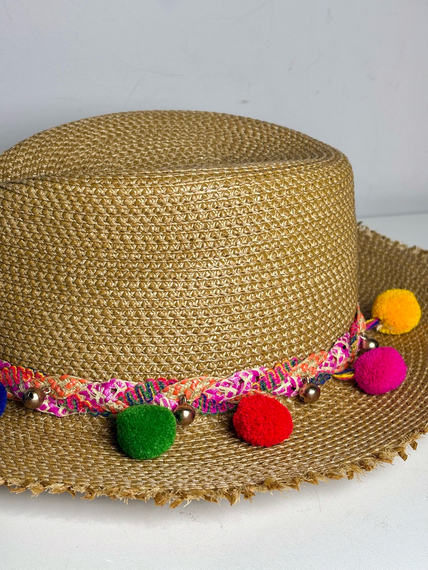 Eric Javits Straw Multi-color Pom Poms Pre-owned Natural One Size Hat