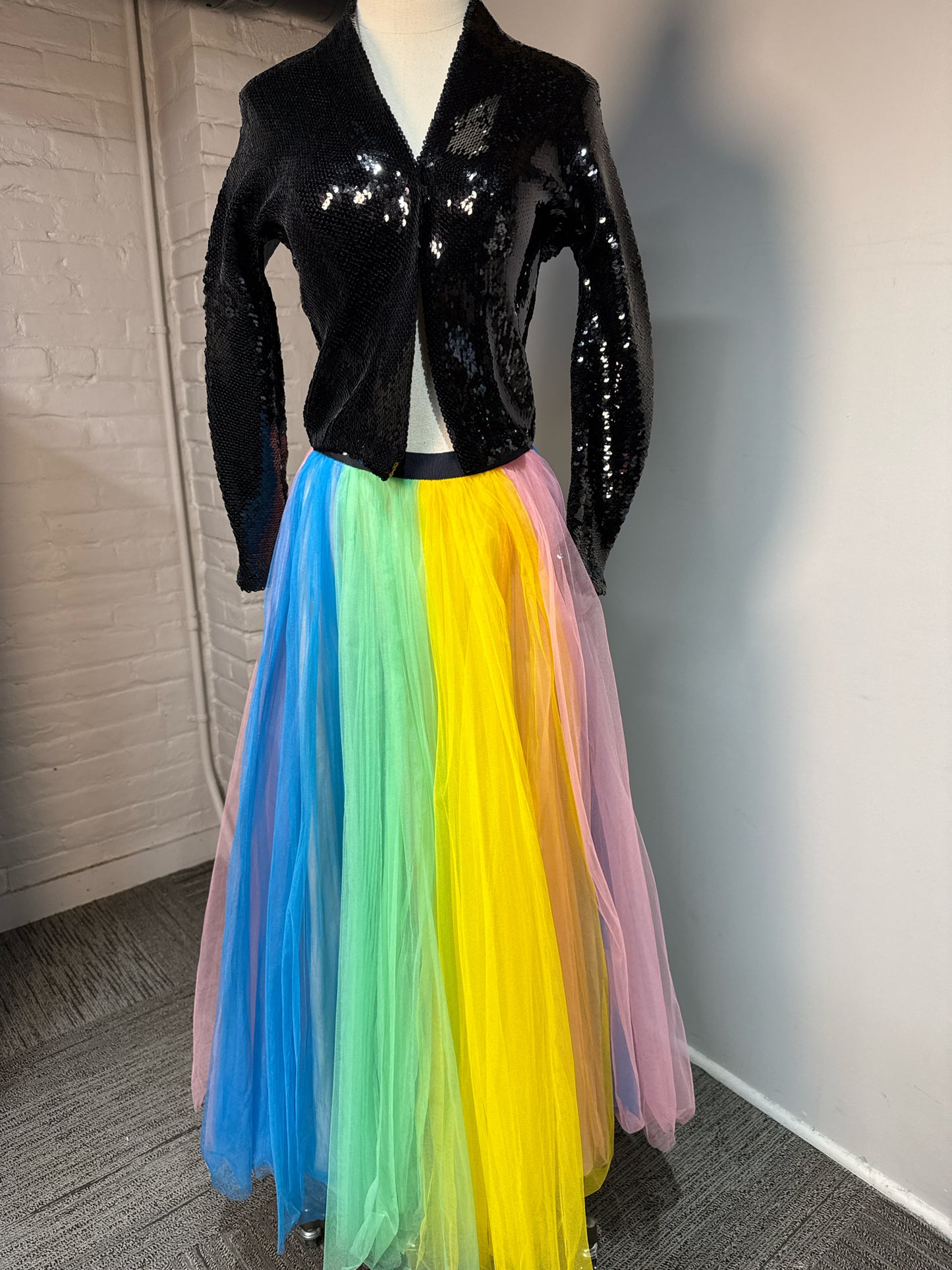 Women Size 2 J. Crew Multicolor Vertical Stripes/Rainbow Tulle NWT Skirt