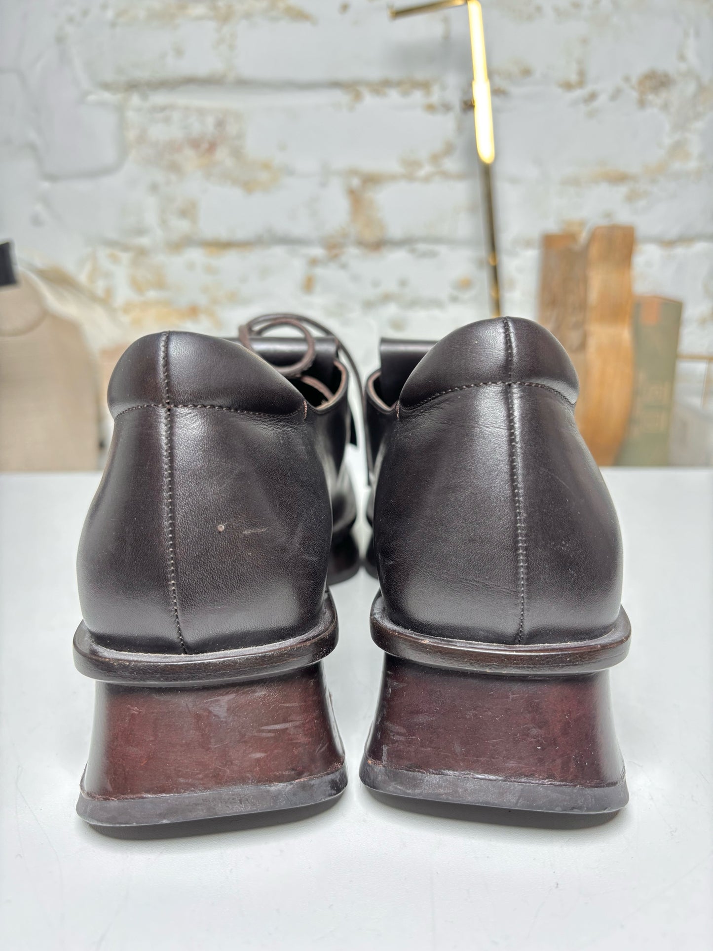 W Shoe Size 37 (6.5) Prada Brown Leather Cowhide Loafers