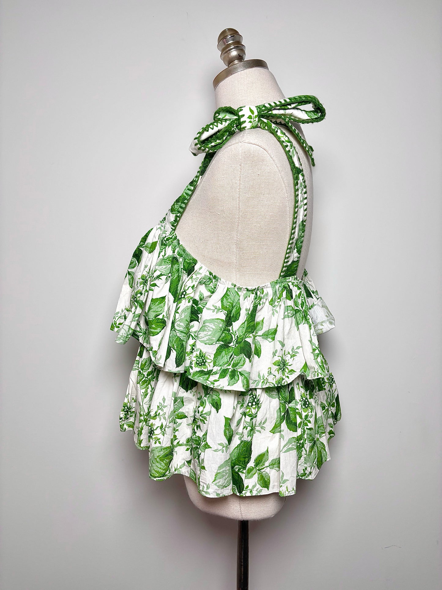 Women Size S Tuckernuck Green Leaves Pre-owned Top