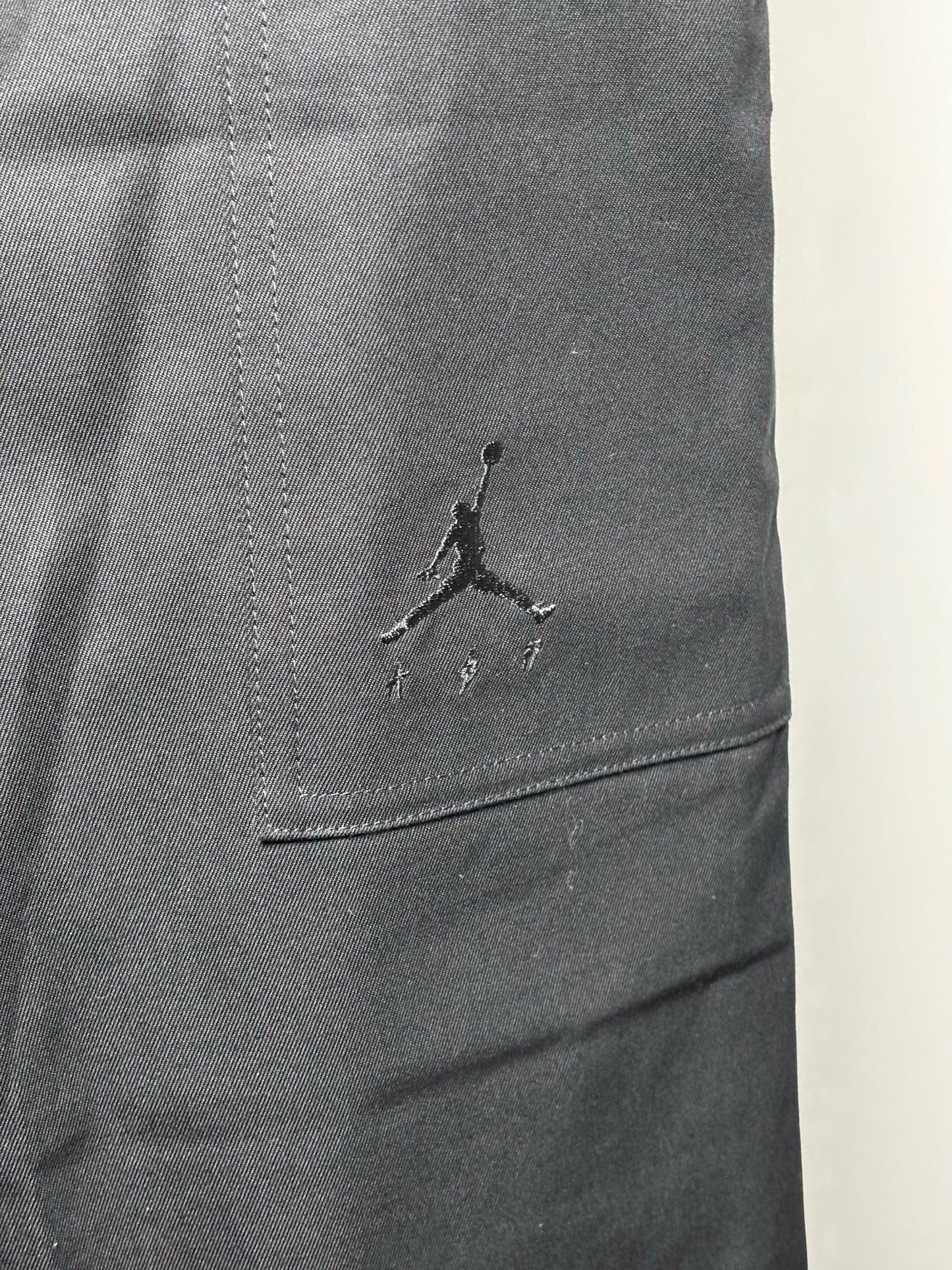 Nike Black Nylon Solid Men's S Pants J. Balvin