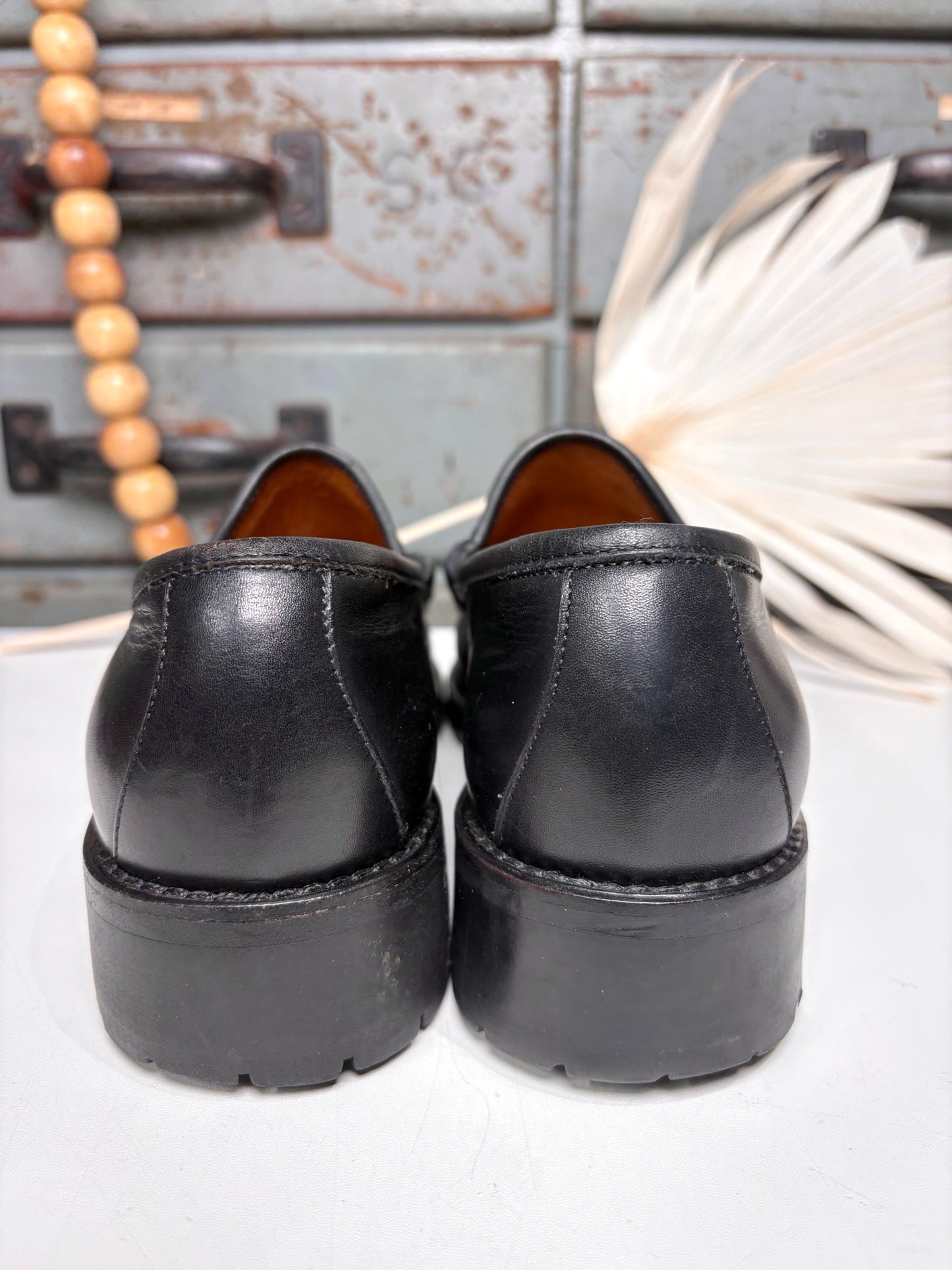 W Shoe Size 7 Gucci Black Leather Horsebit  Loafers