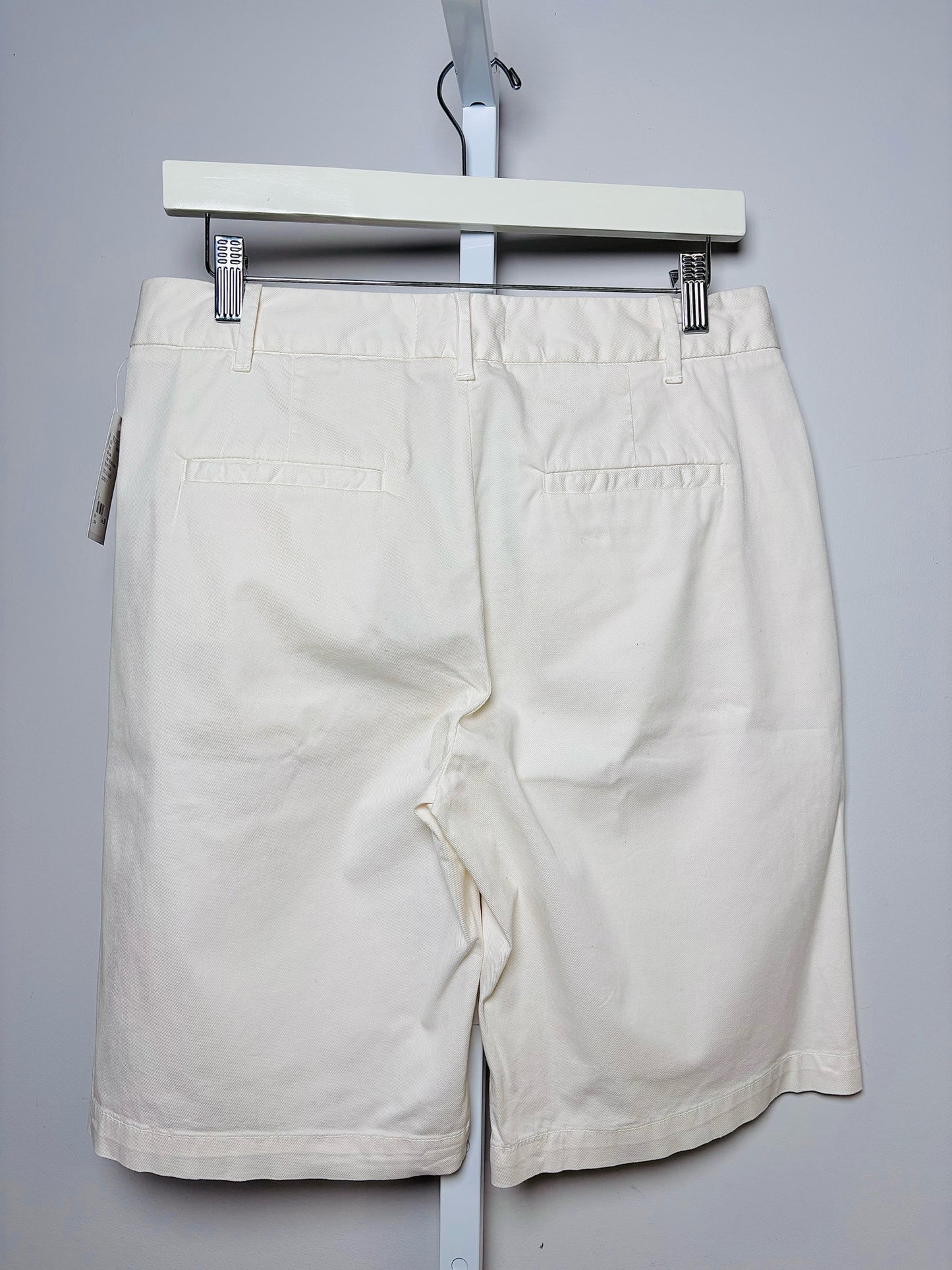 Women Size 4 Nili Lotan Cream Cotton Shorts