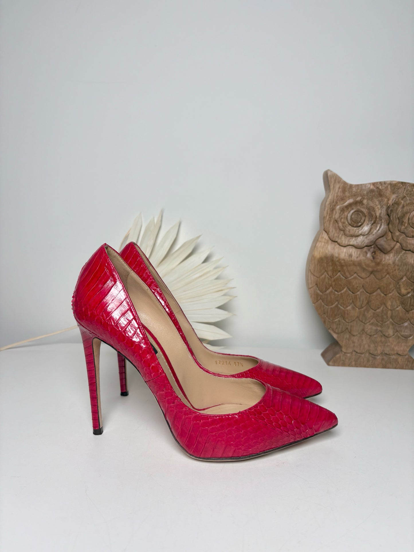 W Shoe Size 37.5 Dolce & Gabbana Red Leather Snake Skin Heels