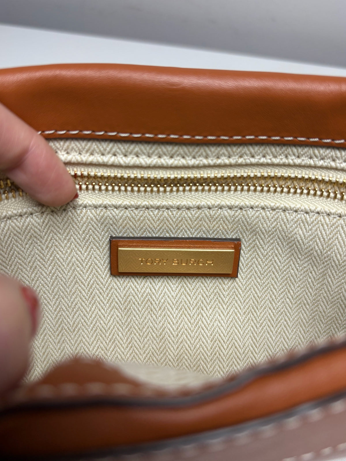 Women's Tory Burch Leather Pre-owned Brown Clutch Purse