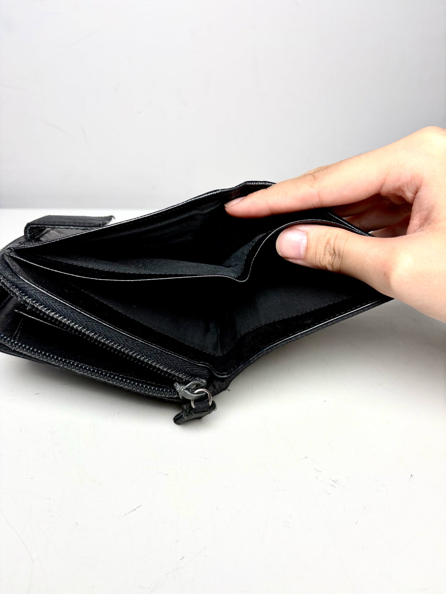 Prada Tessuto Nylon Vintage Pre-owned Black Wallet