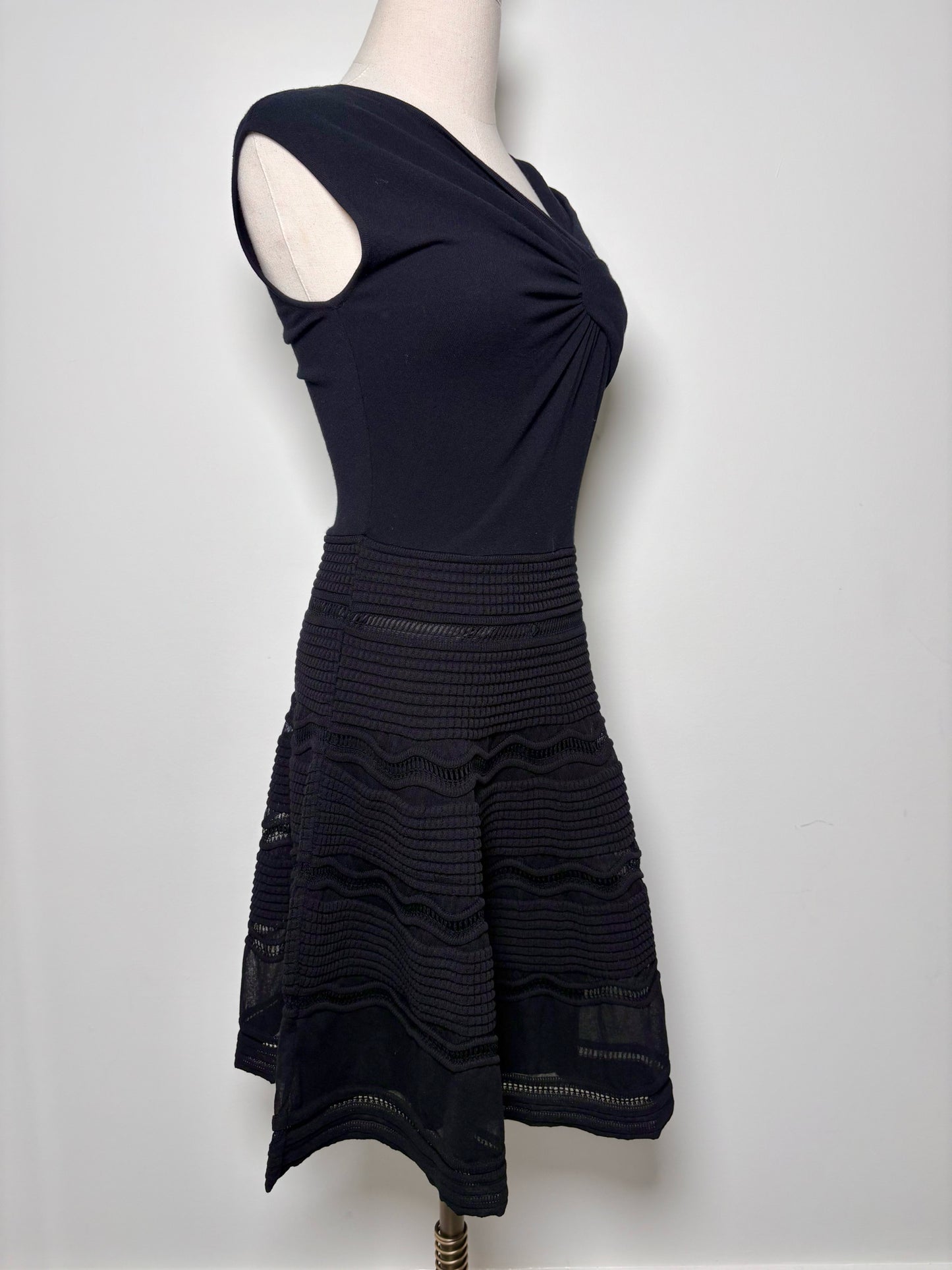 Women Size 6 M Missoni Black Mini Fit & Flare Smocked Waist Dress