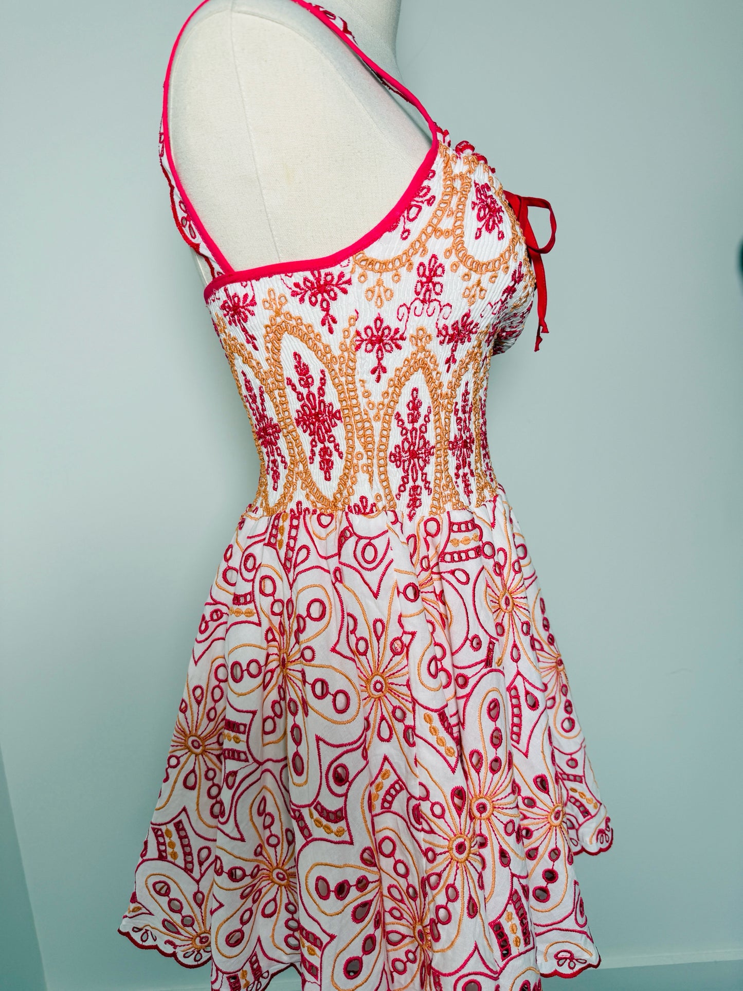 Women Size L Charo Ruiz Ibiza Pink, orange, white Eyelet Cotton Mini Dress
