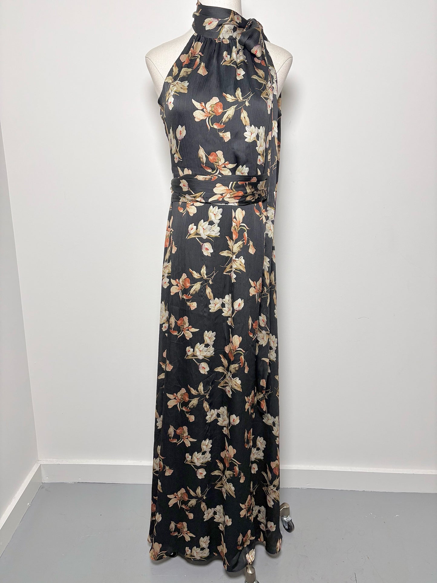 Women Size 4 Sachin + Babi Black Floral Pre-owned Dress