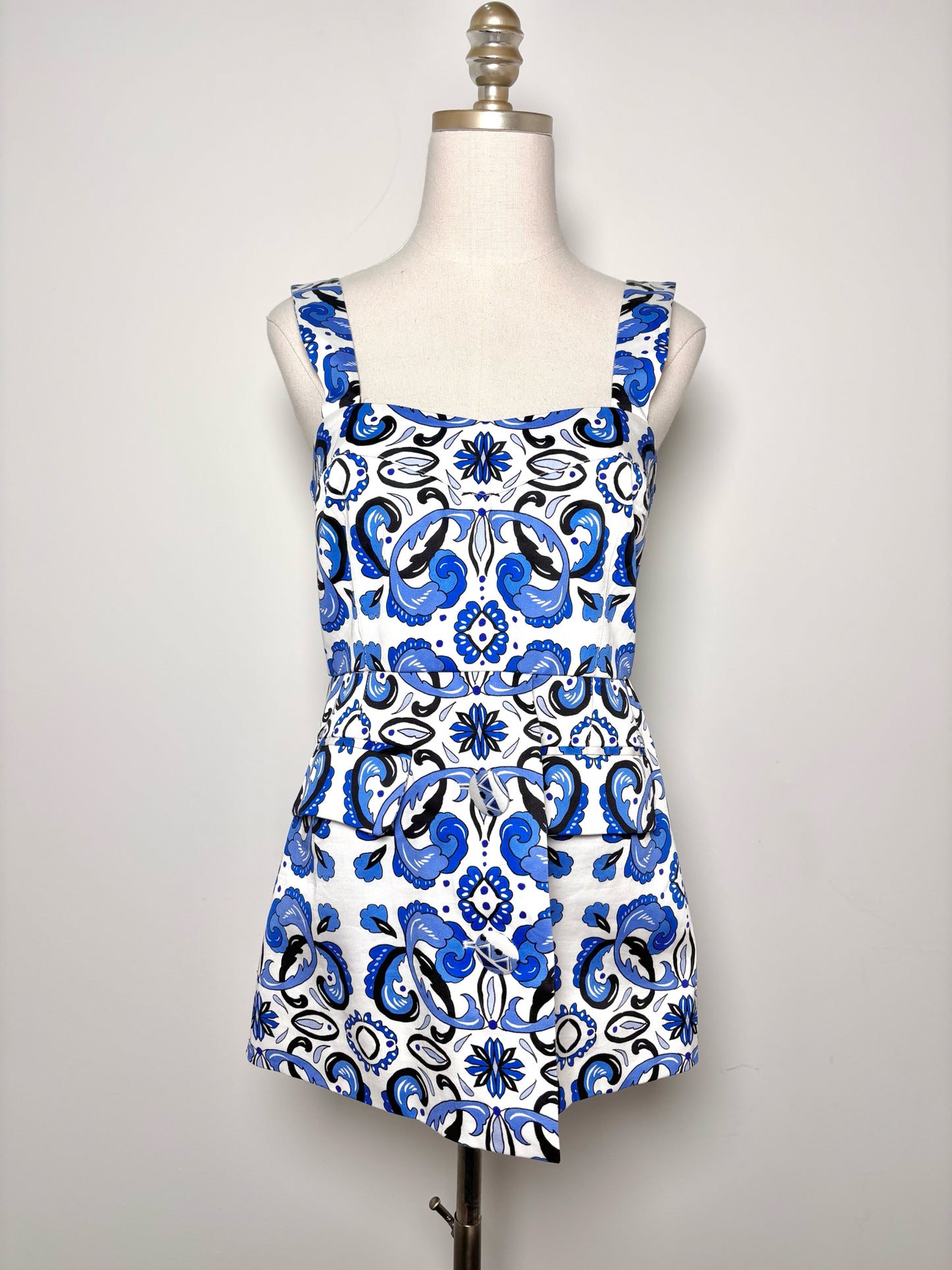 Women Size S Tuckernuck Blue, White Floral Cotton 2 Piece Set