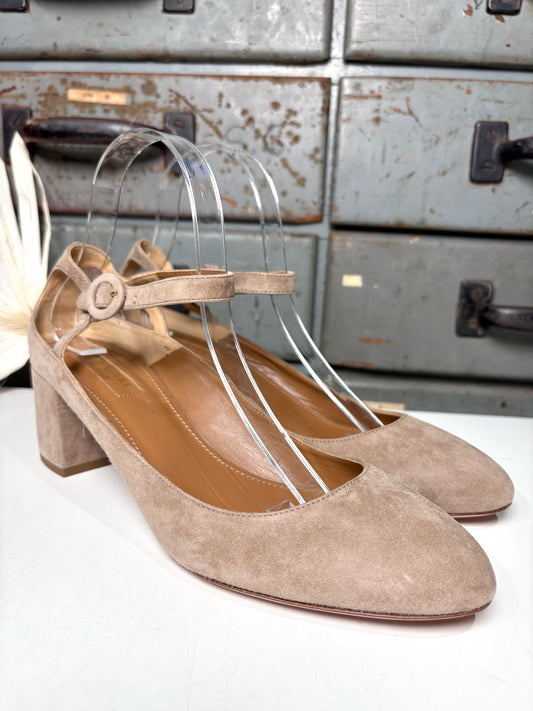 W Shoe Size 39 (8.5 US) Aquazzura Taupe Suede French Flirt Pump