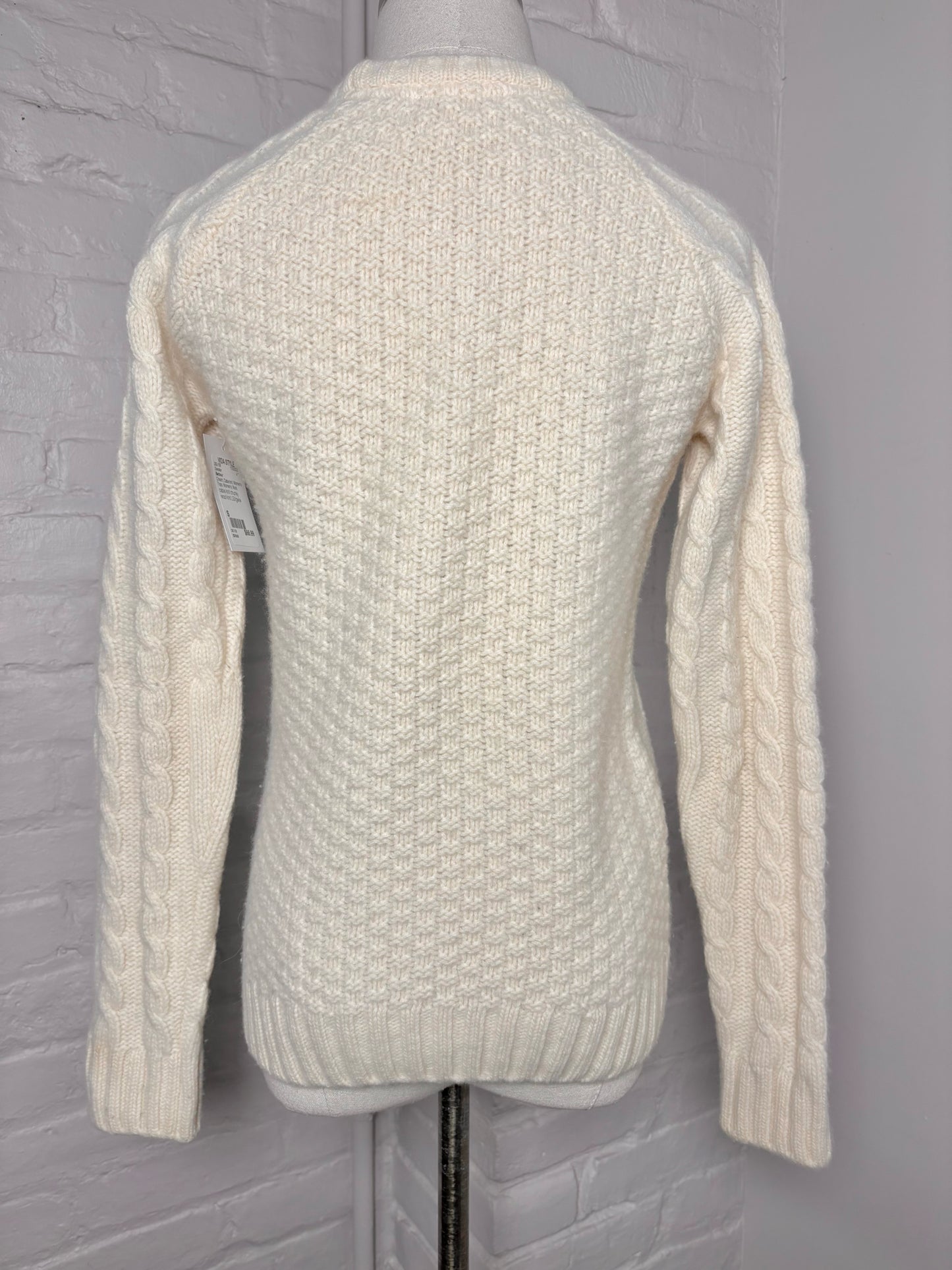 Women Size S Barbour Cream Cable knit Wool Sweater