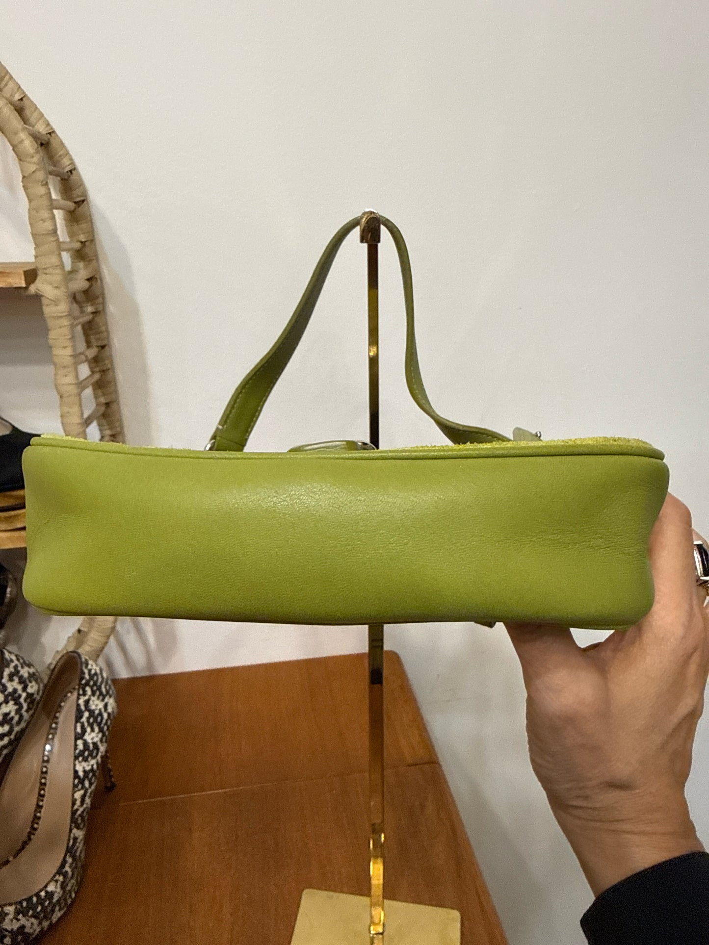 Vintage Coach Chartreuse Leather Baguette Demi K30-7558 Pre-owned Y2K Shoulder Purse