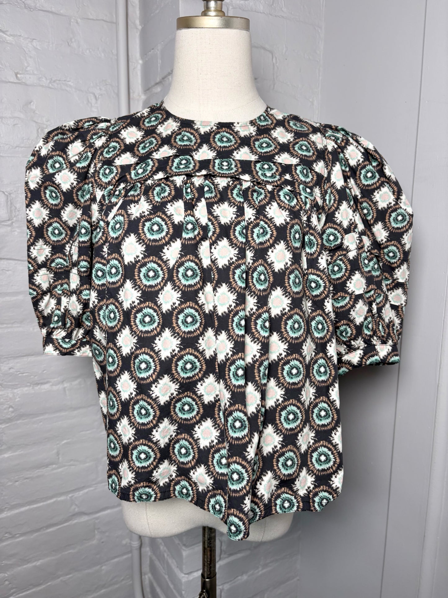 Women Size XS Hunter Bell Black, Mint Green, Peach Abstract Print Cotton Blouse