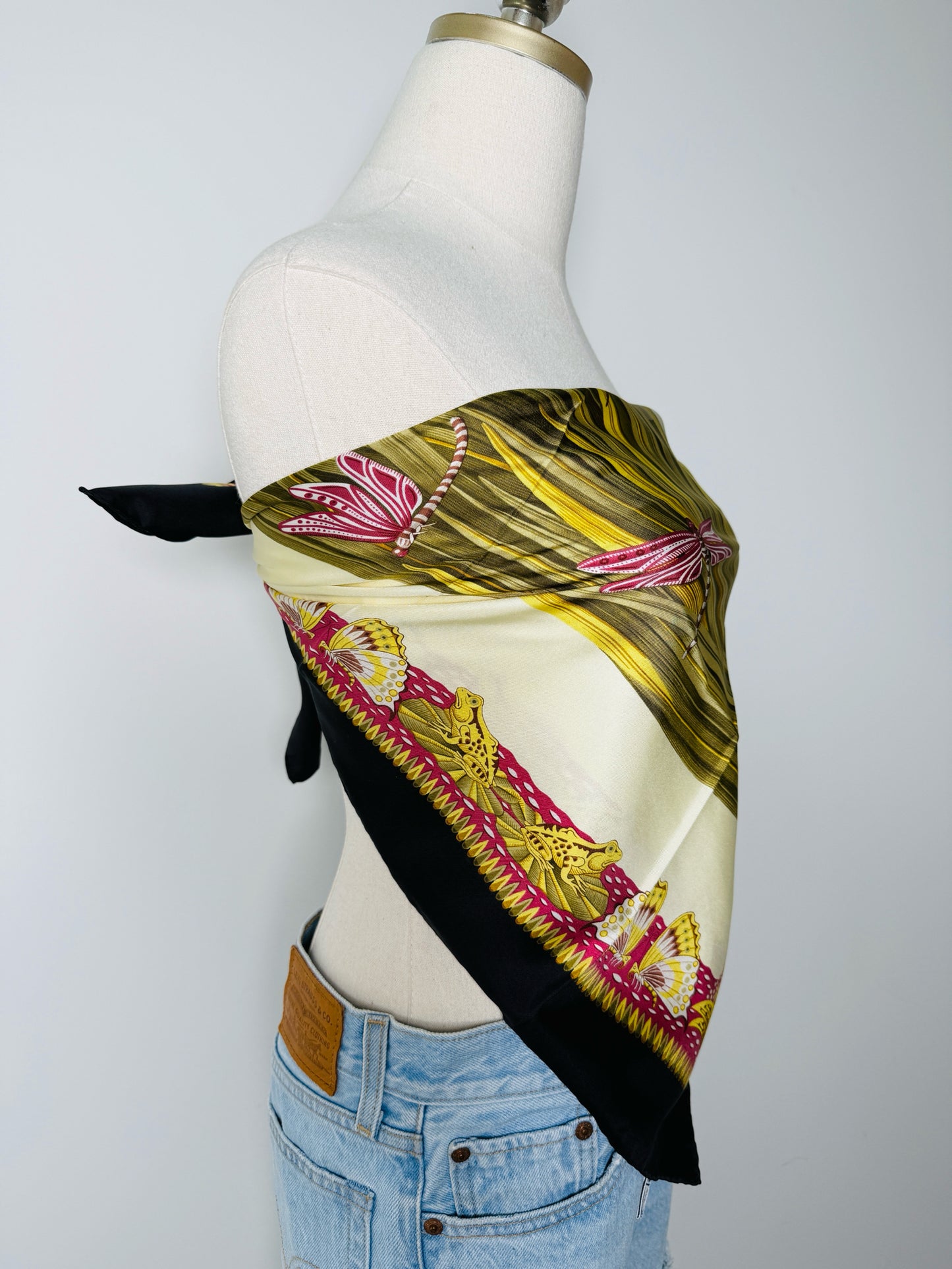 Salvatore Ferragamo Birds, Frogs, Stork, Silk Pre-owned Square Scarf
