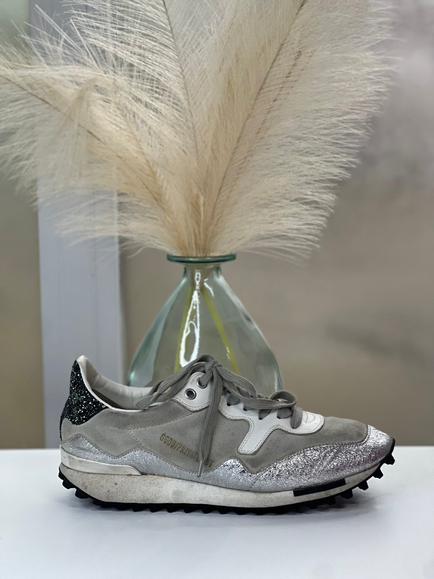 Starland (Golden Goose) Silver Suede Glitter Sneaker