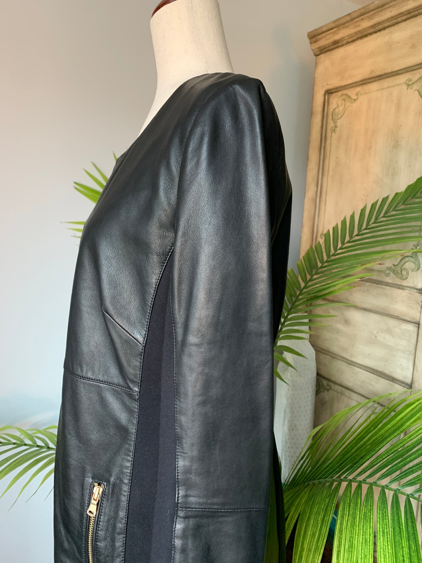 Claudia Starter Black Leather Dress Size 42 Large