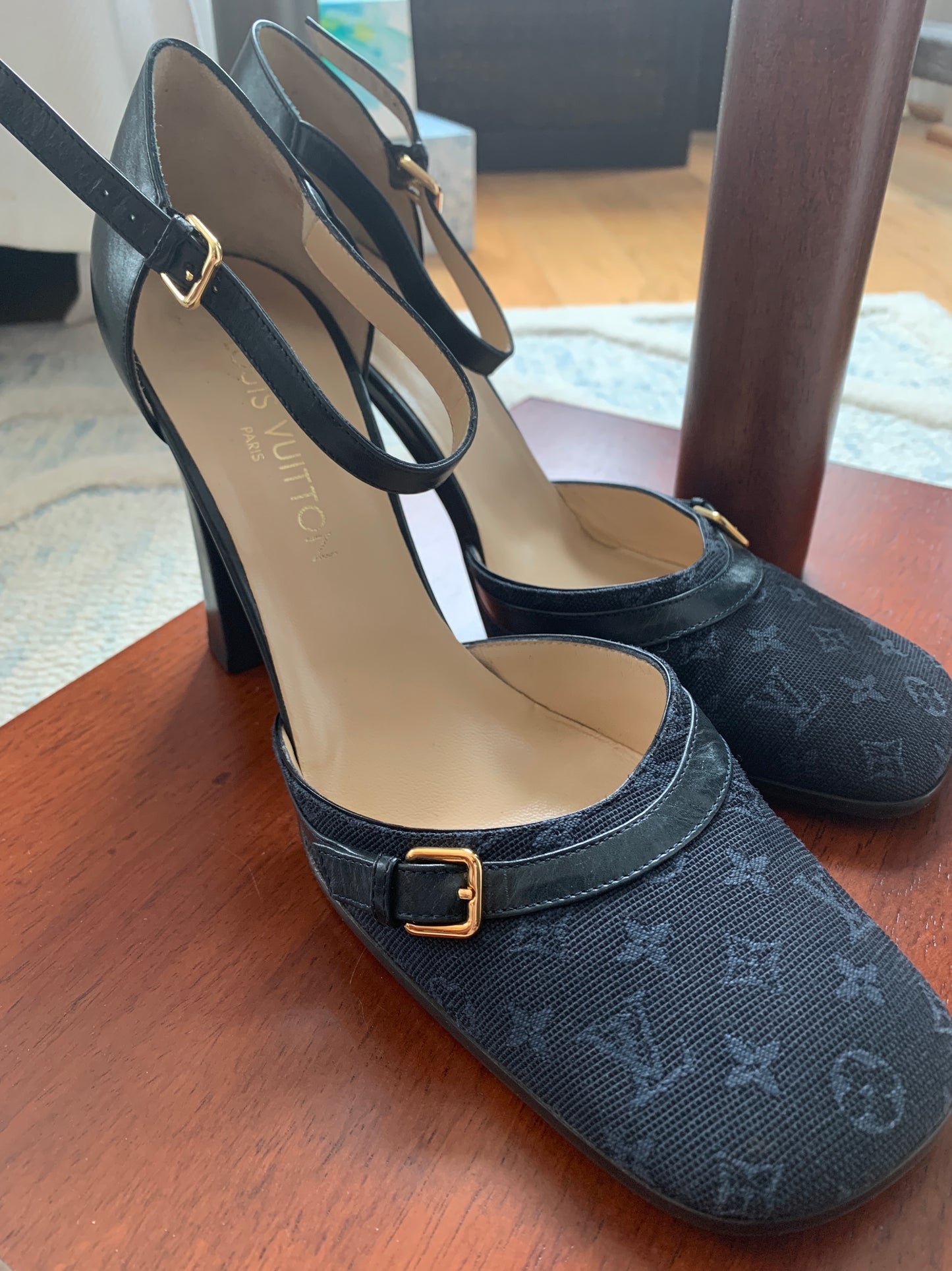 Ladies Louis Vuitton Canvas, Leather Monogram Blue D'Orsay Pumps