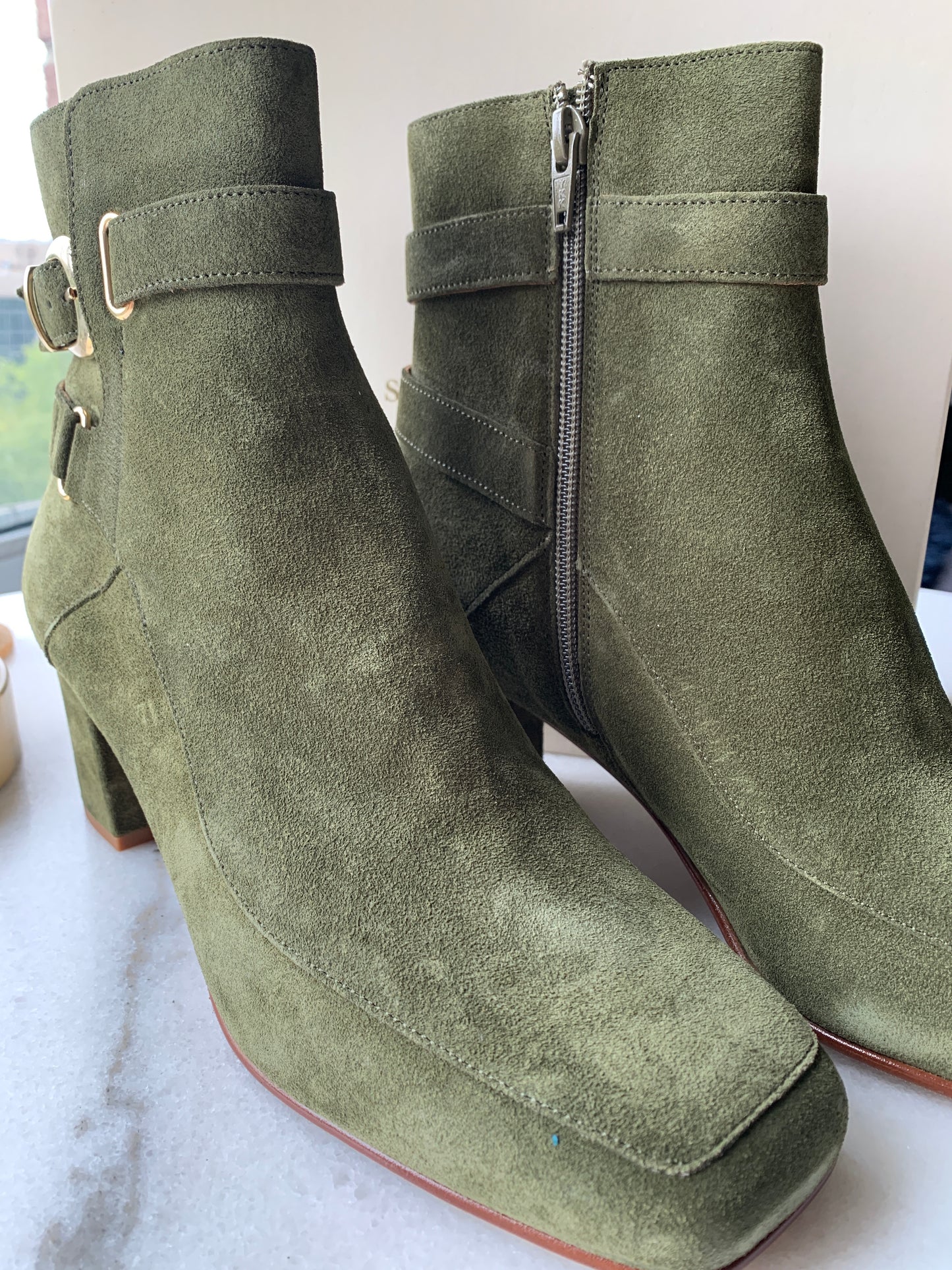 Sezane Booties Green Suede, Sz 9 (40)