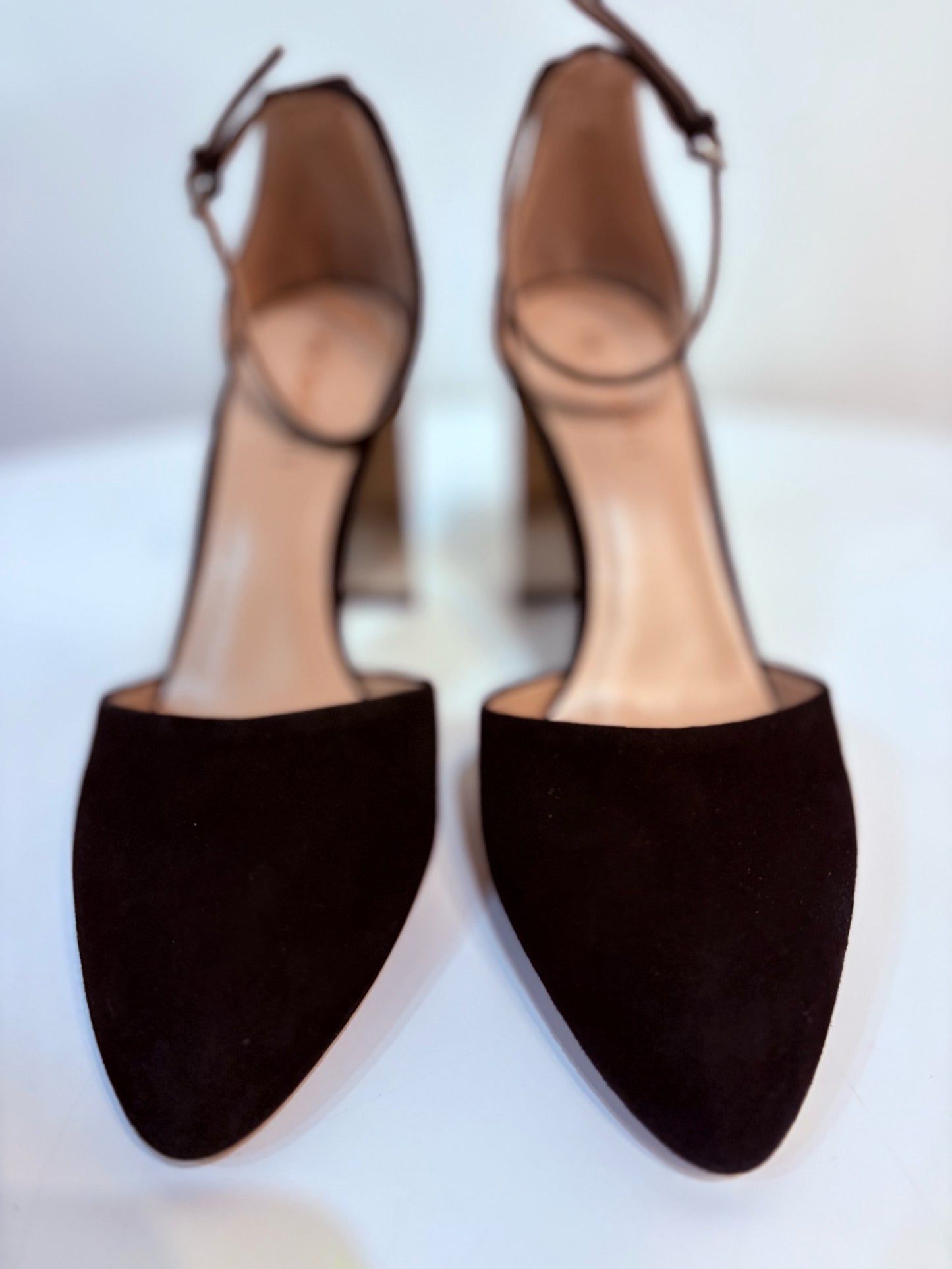 W Shoe Size 38 (7.5) M. Gemi Black Leather Suede Heels